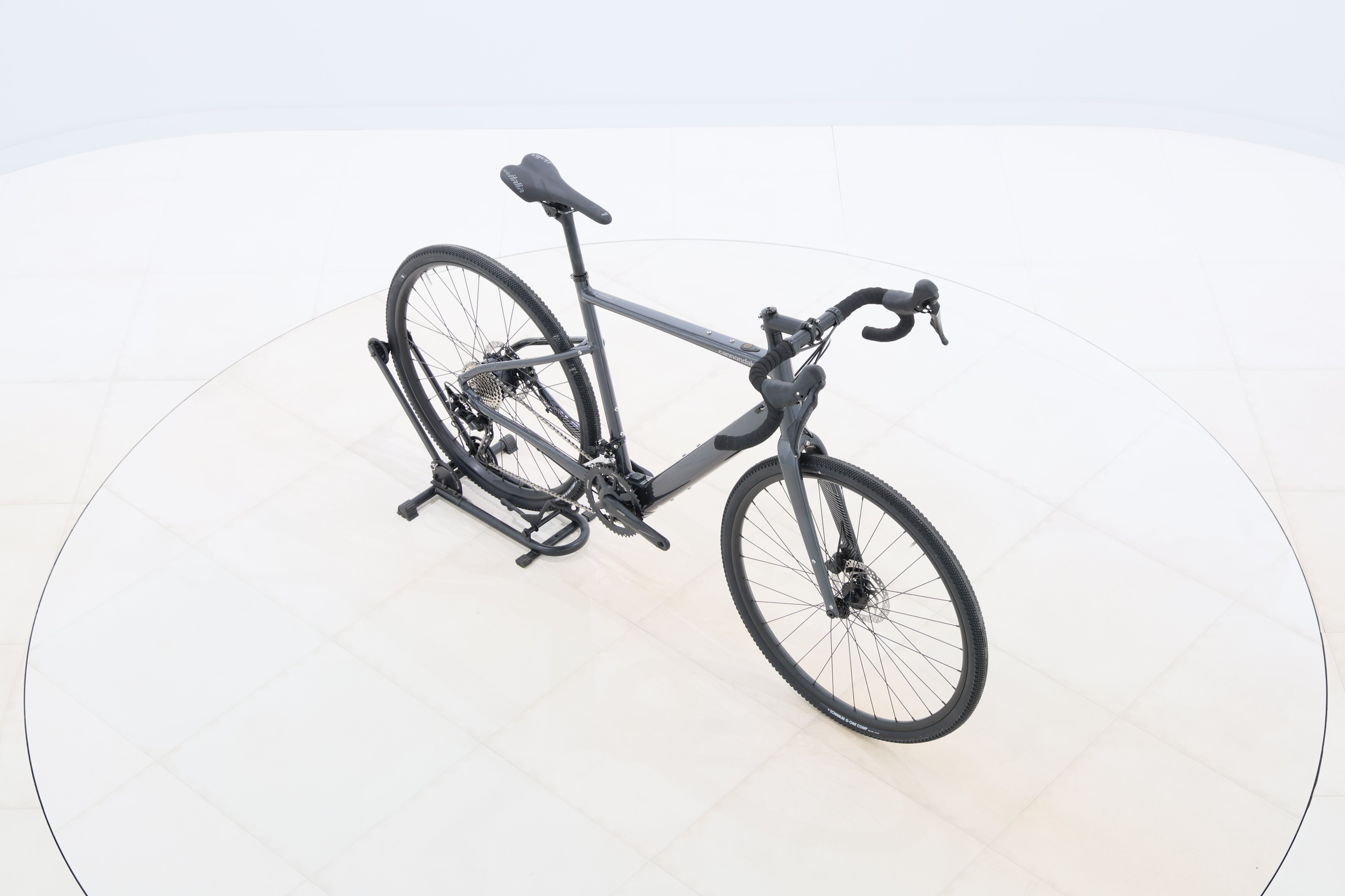 0b45fb0e-2ef7-410b-94b8-a706d35894b1