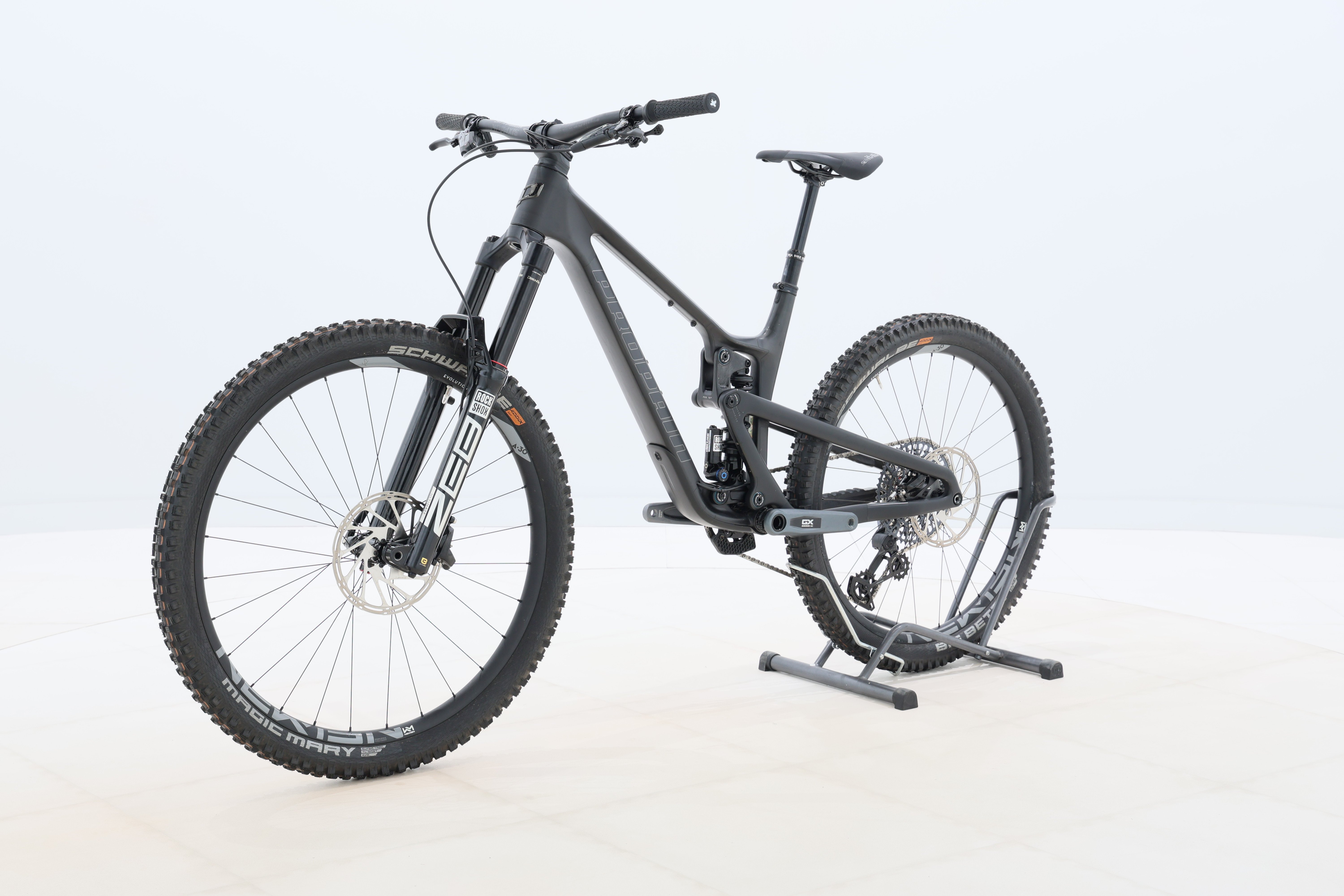 b7894adb-0f55-490d-9bed-03e94b0c39f7