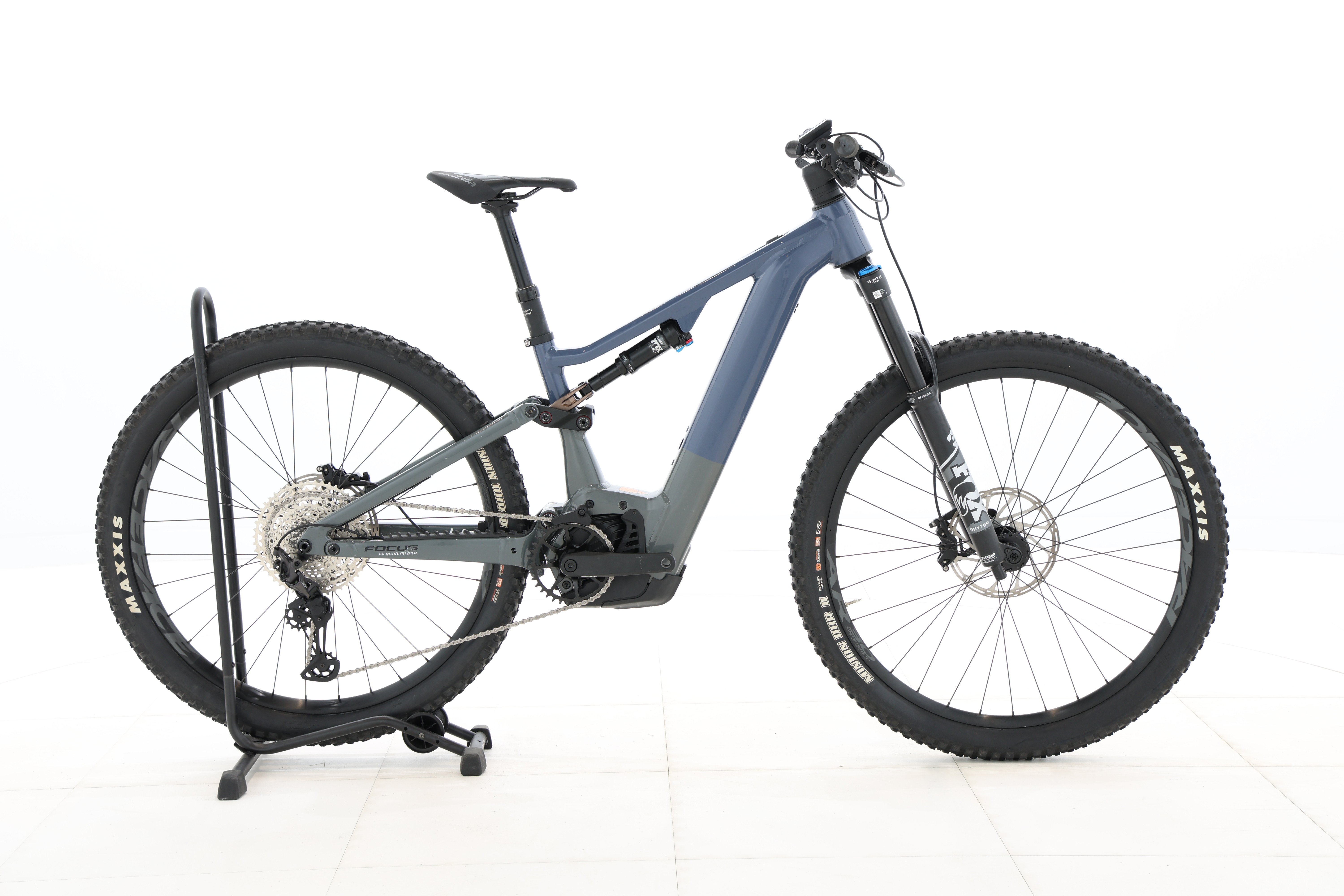 921adc8a-2d3d-4c35-af86-ba055613ef92