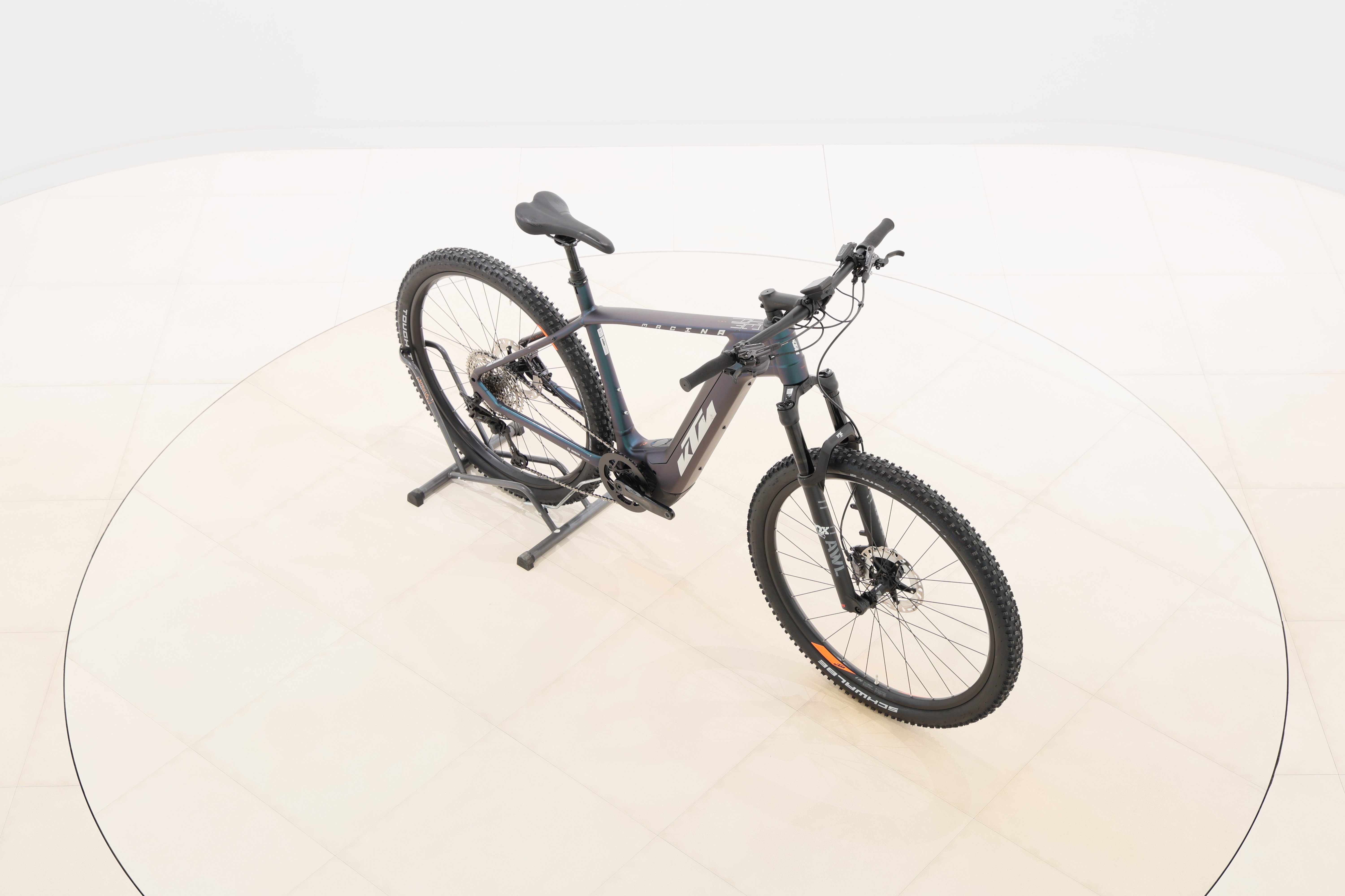 0a9d5dd8-200c-4023-bdf8-cb86d842db49