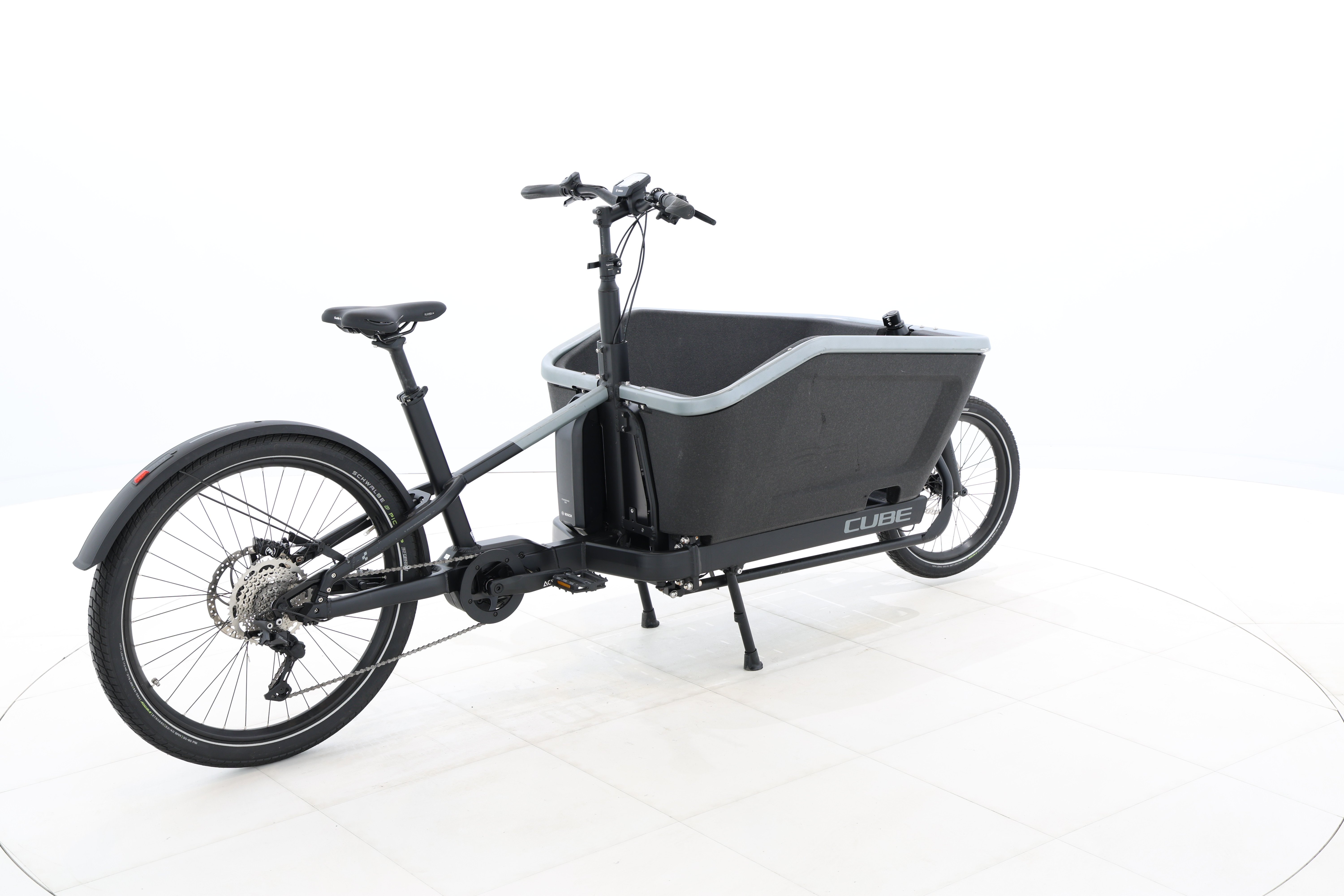 f4f415cd-5c11-432d-8d4d-43bec1ebb05b