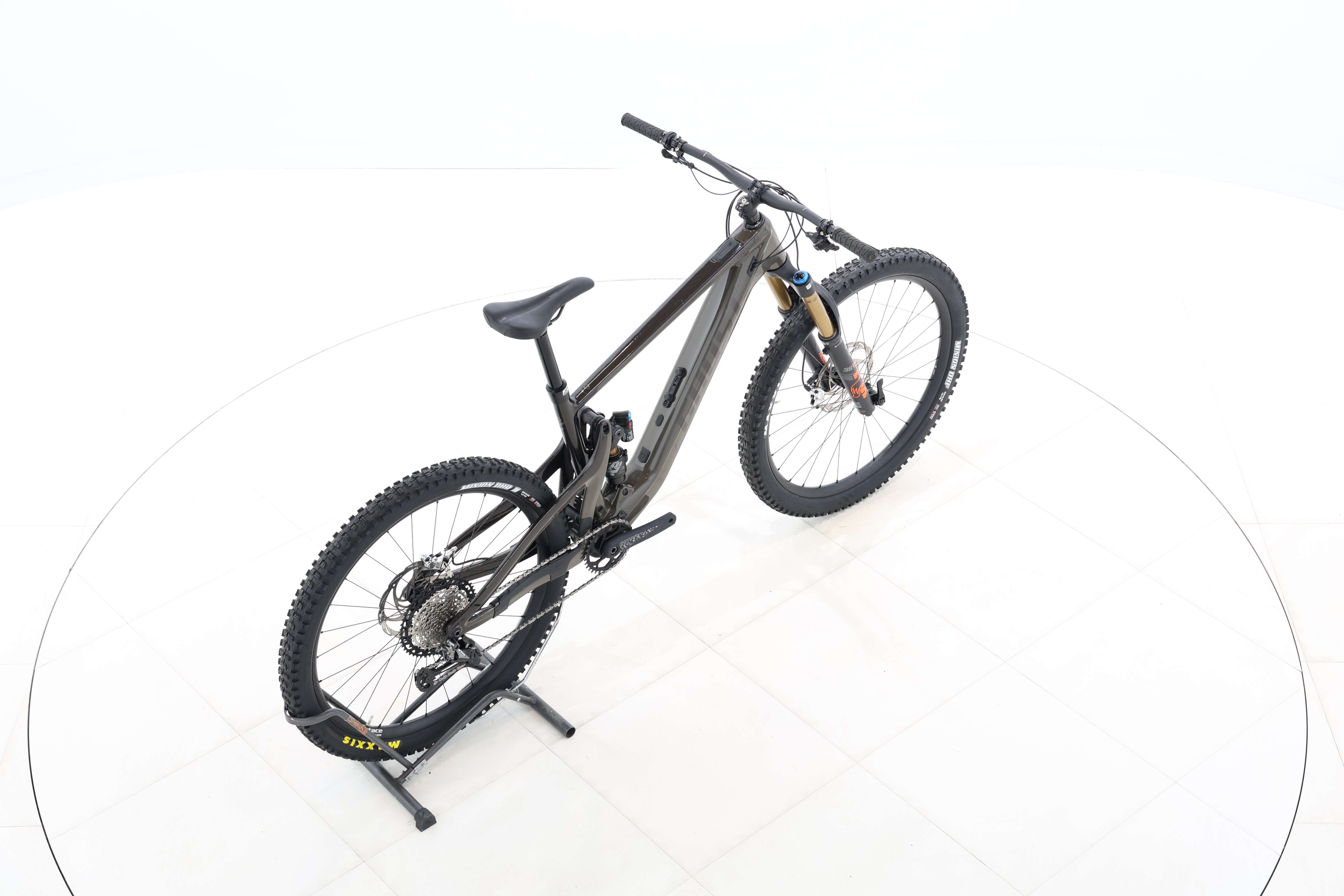 fef567ac-b44b-4a99-a080-1f122454d2ed