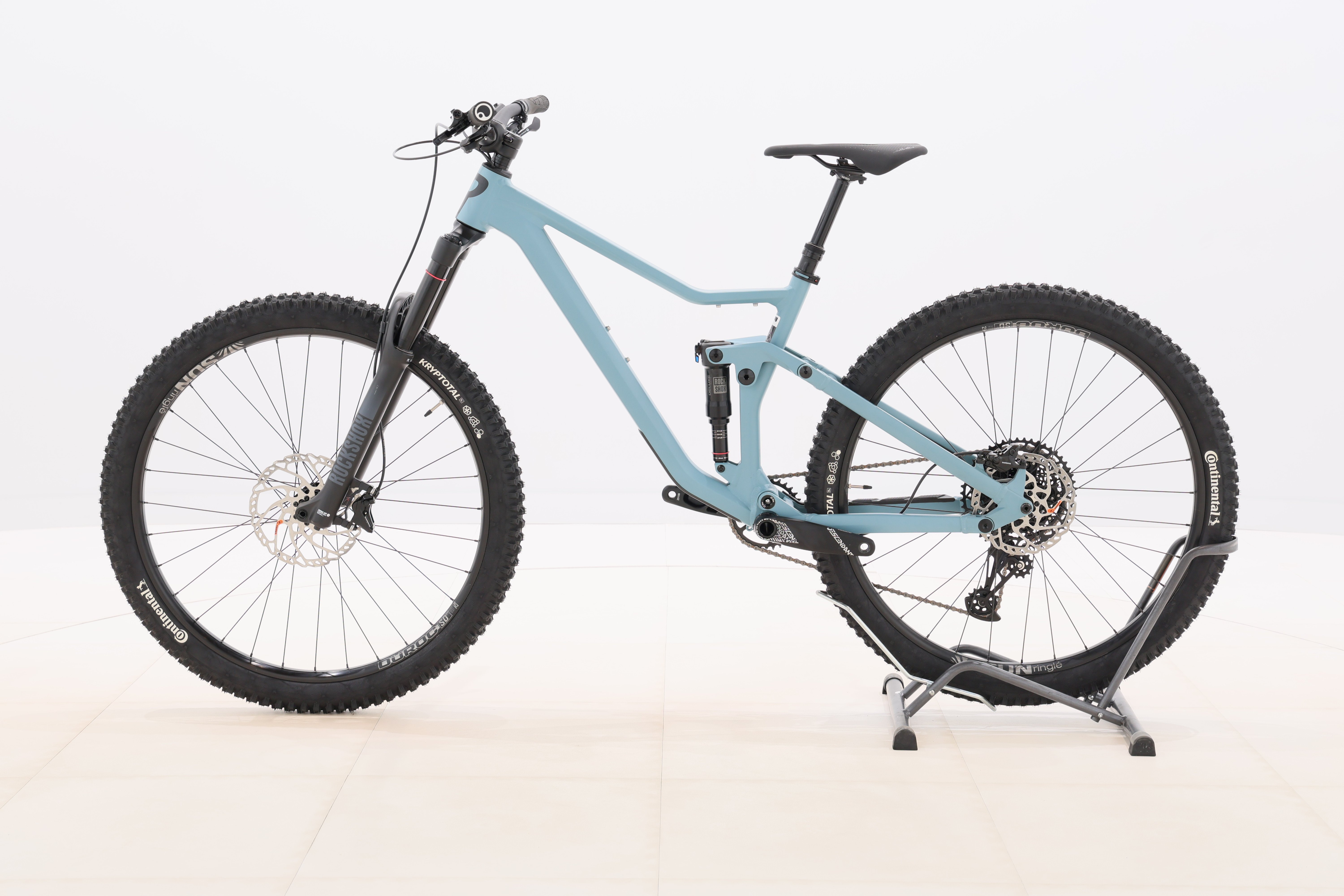 bc138b7a-7082-421a-bb72-a2e5f98404f9