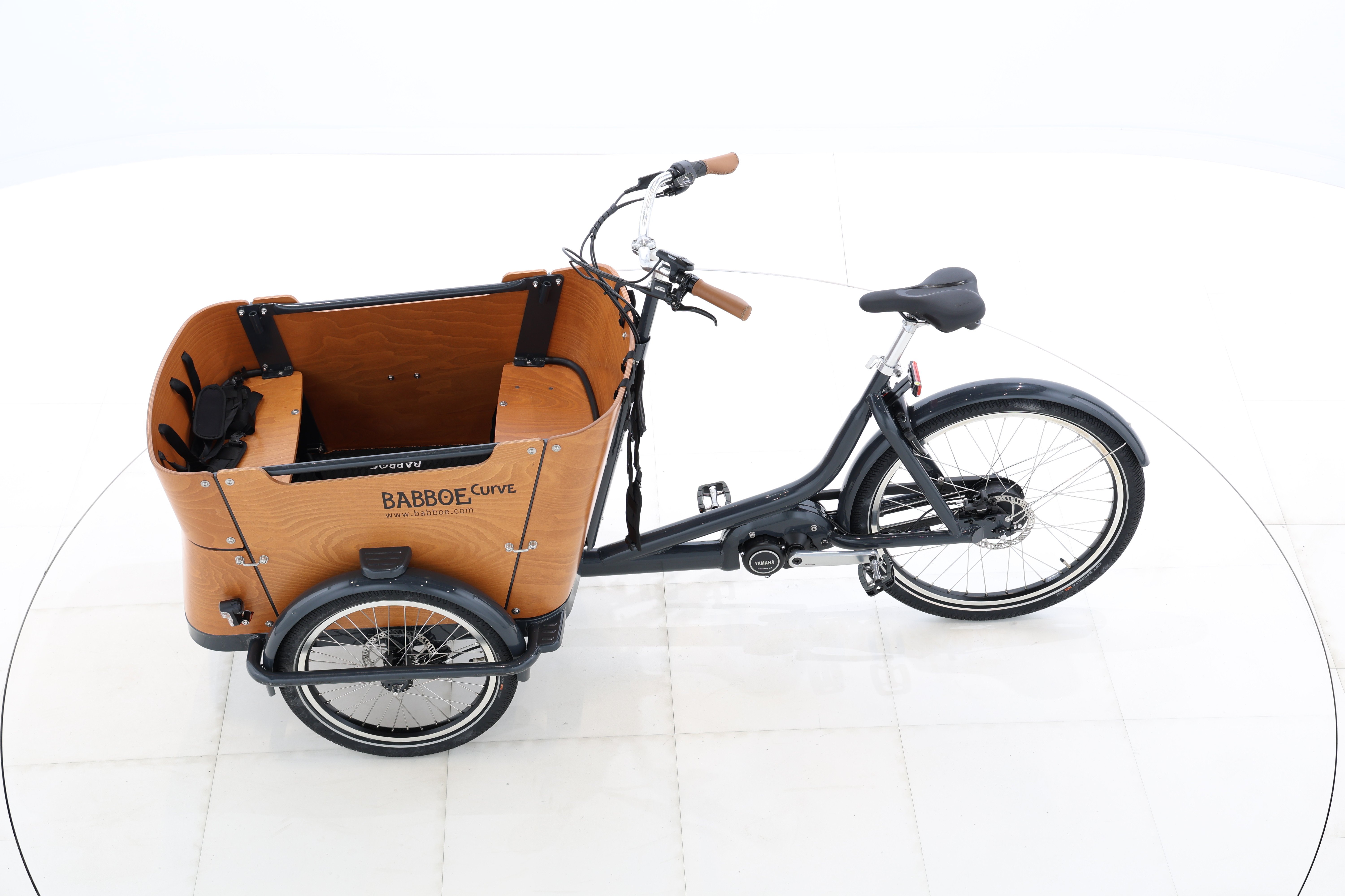 56a49bd5-3c35-4d12-a109-f9038ae0aff6