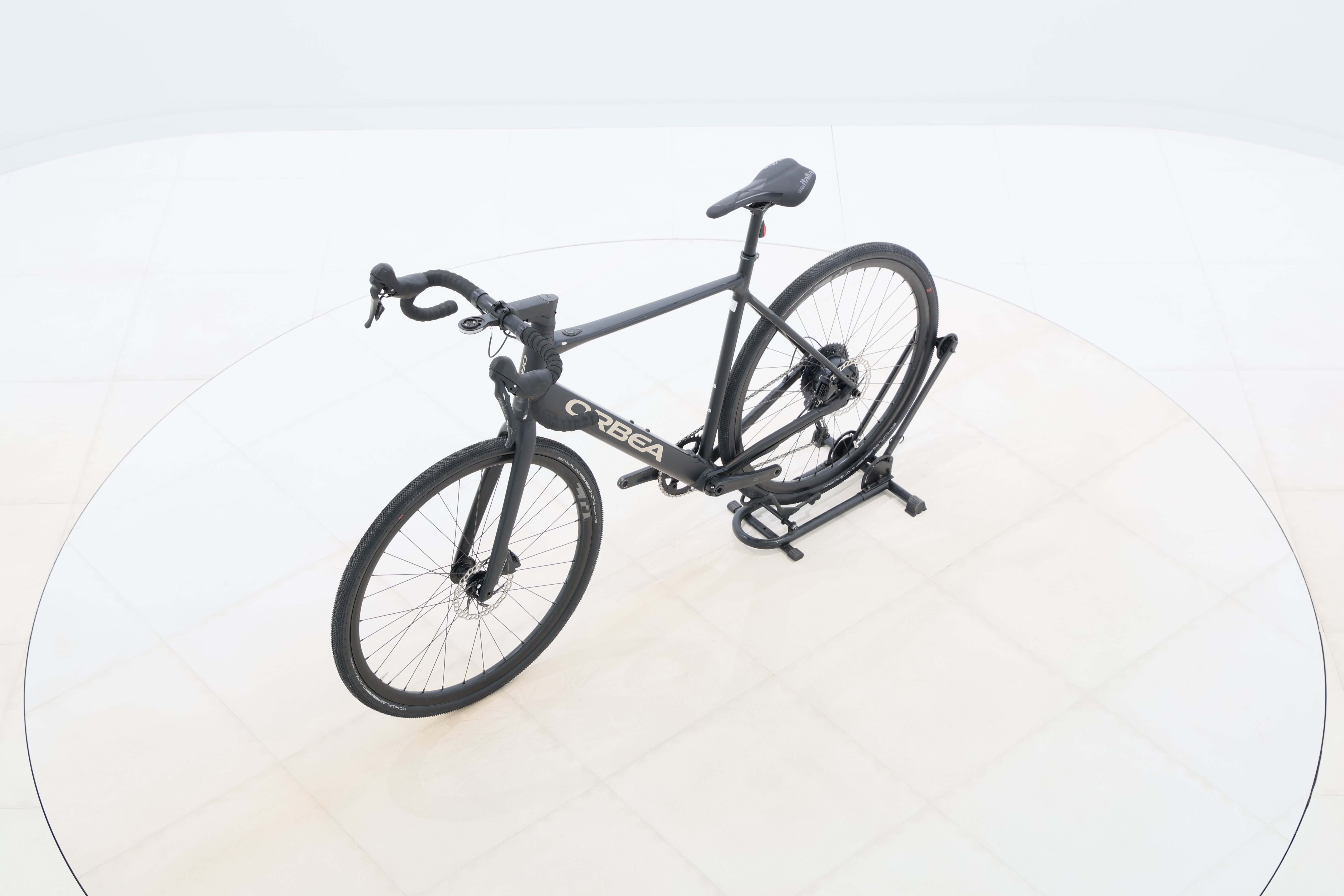 9f41a6b0-9d6c-418e-8954-a05425b96407