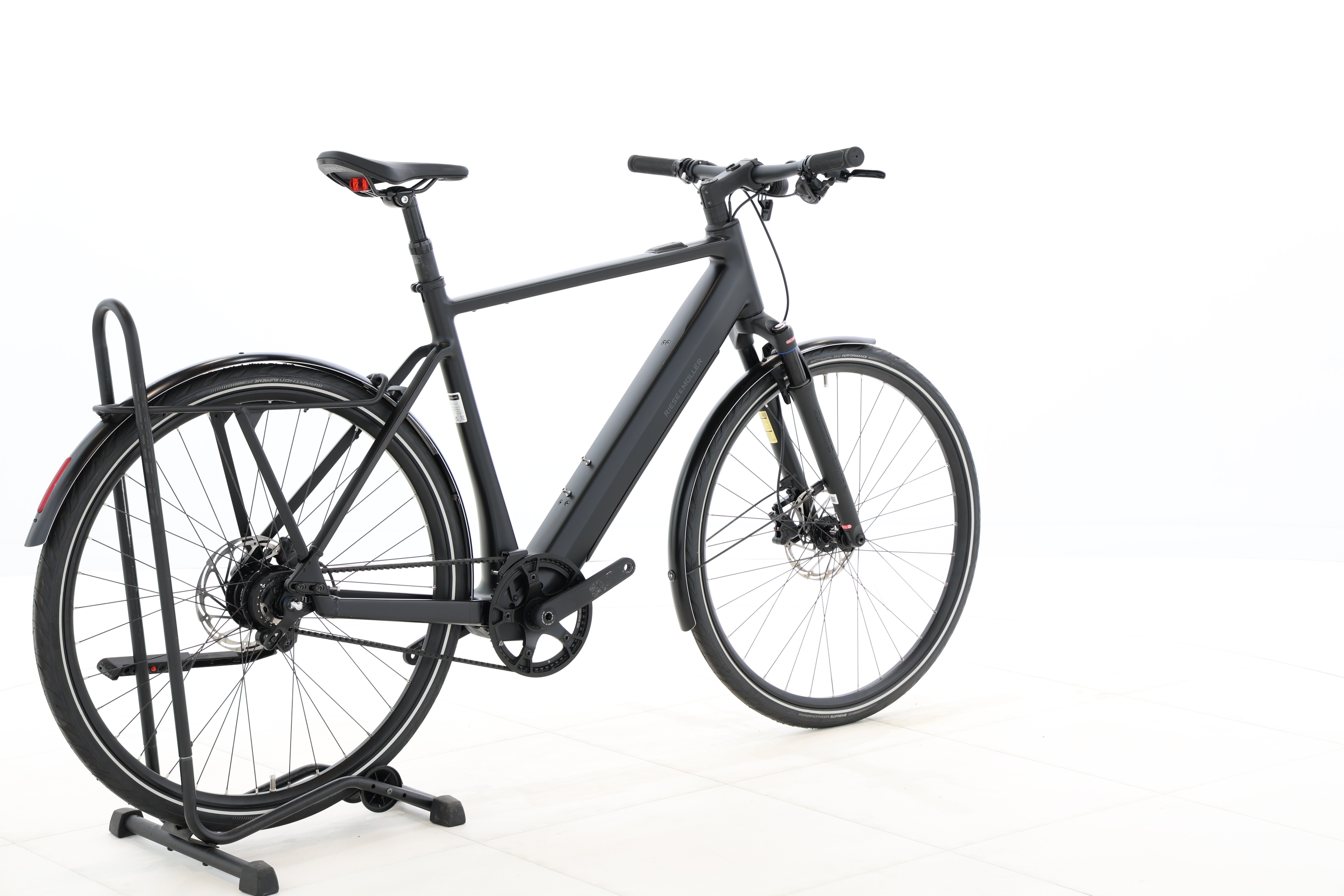 1e761867-9c8c-4852-b5b9-7e0b83bd73b8