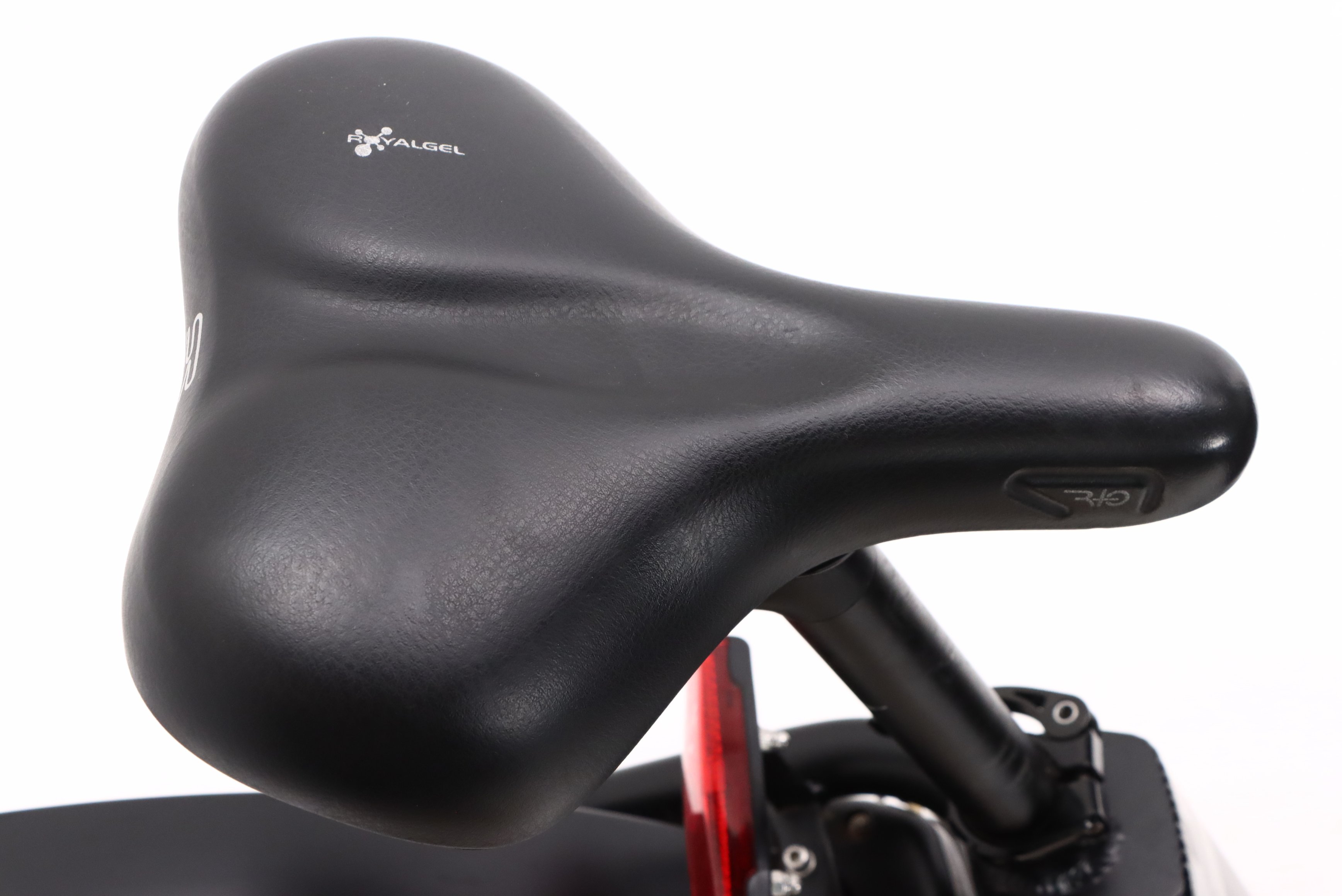 35b78de3-f6bf-4b0c-8458-3ef19d3f15c5