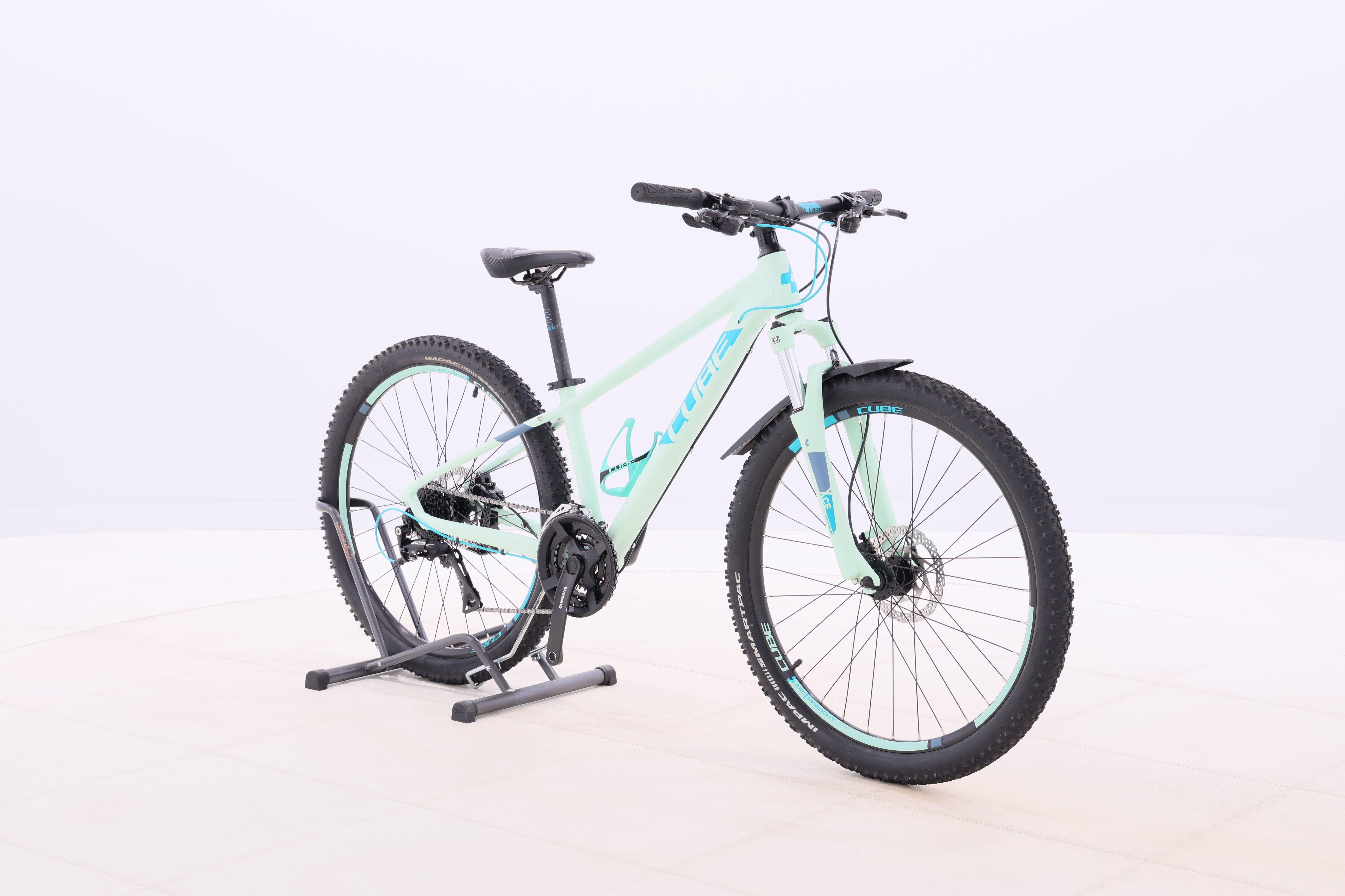 740e1e53-ae9a-468e-9fe7-0ec226ab34bd