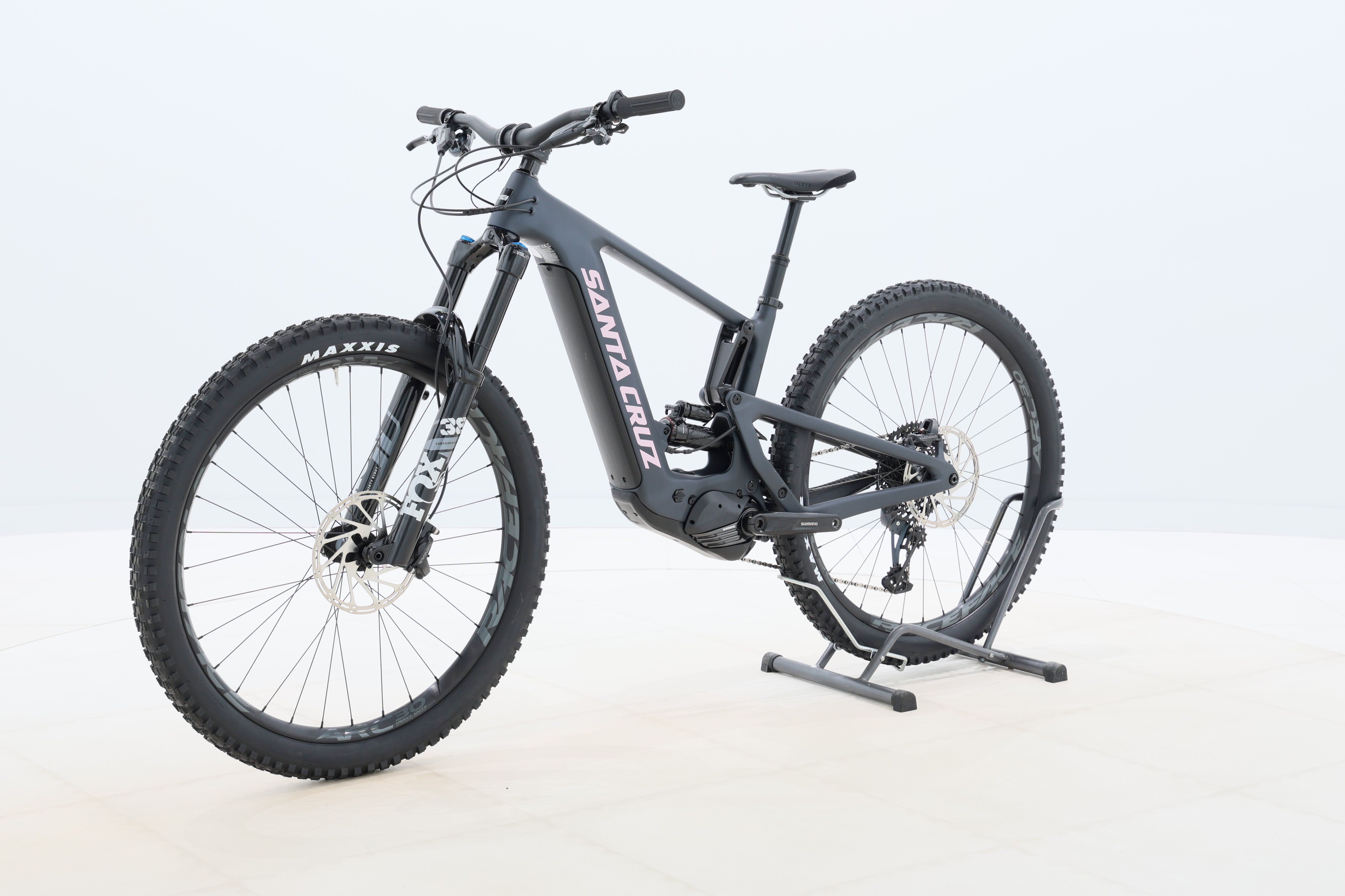 f2f4d4e2-11f3-47b5-886f-c4817931aadc