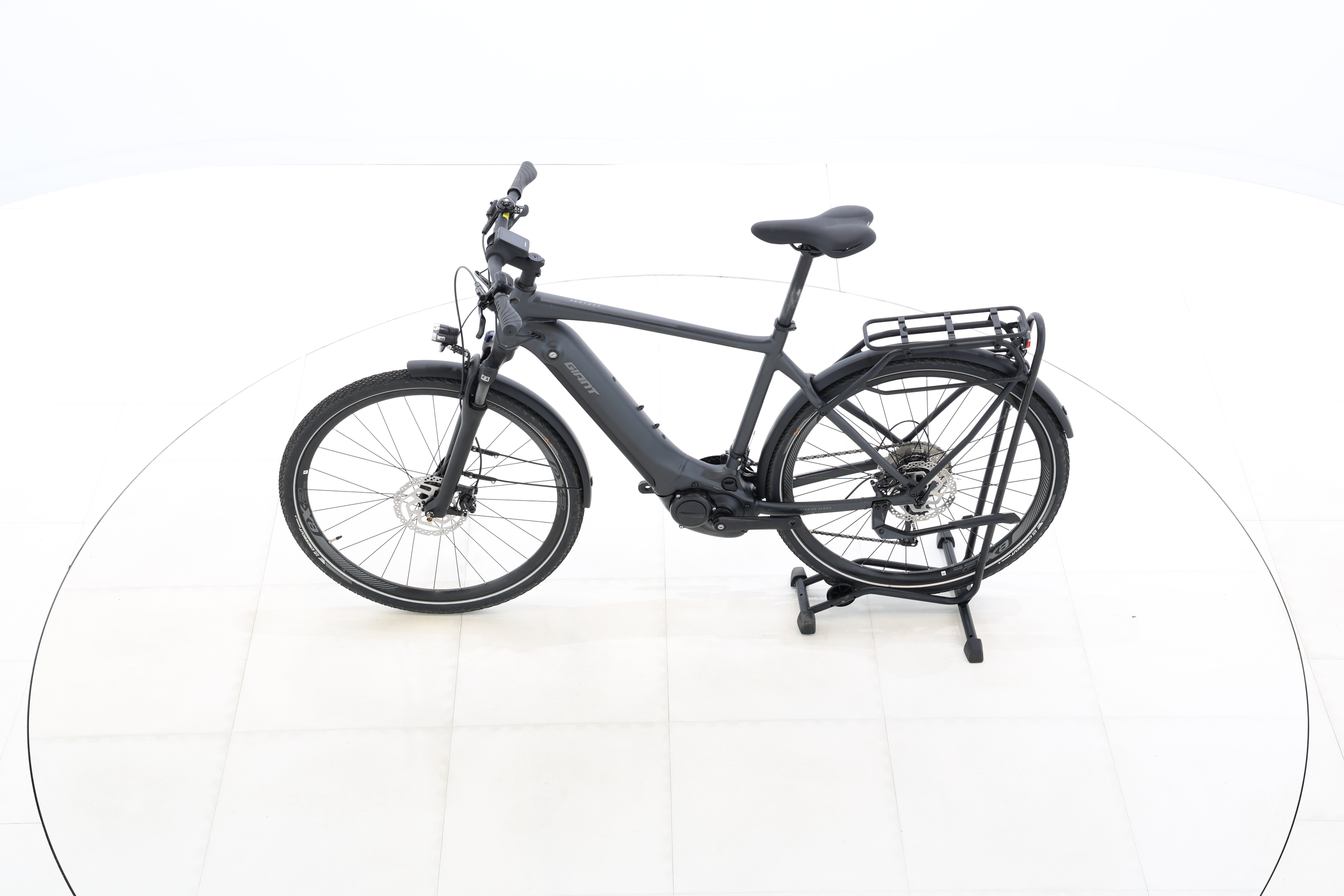 b8153563-24ae-4a44-a7d3-e95d62a9341a