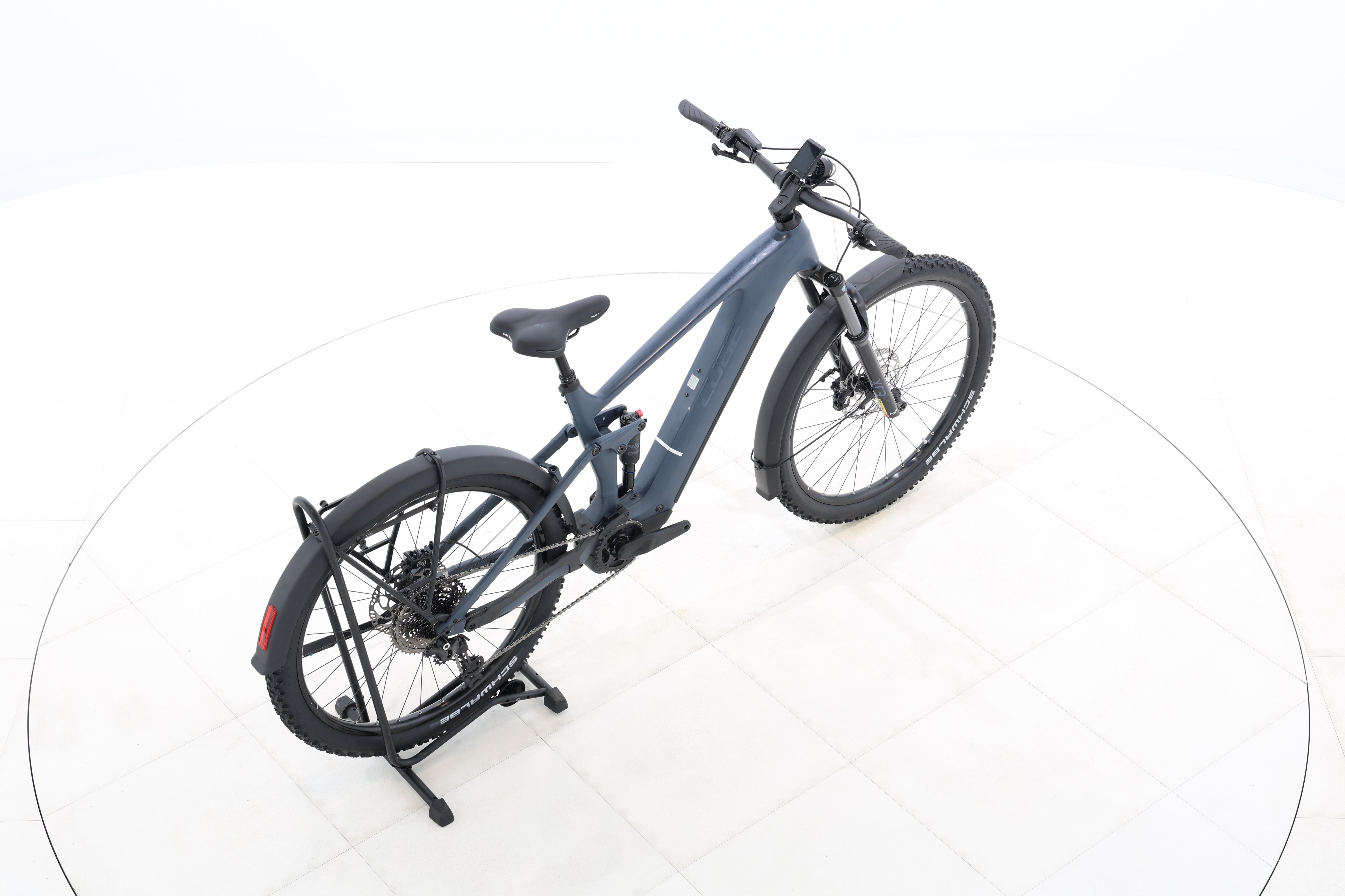 813eb2e4-a700-4906-9a8a-e9d21741f4ef