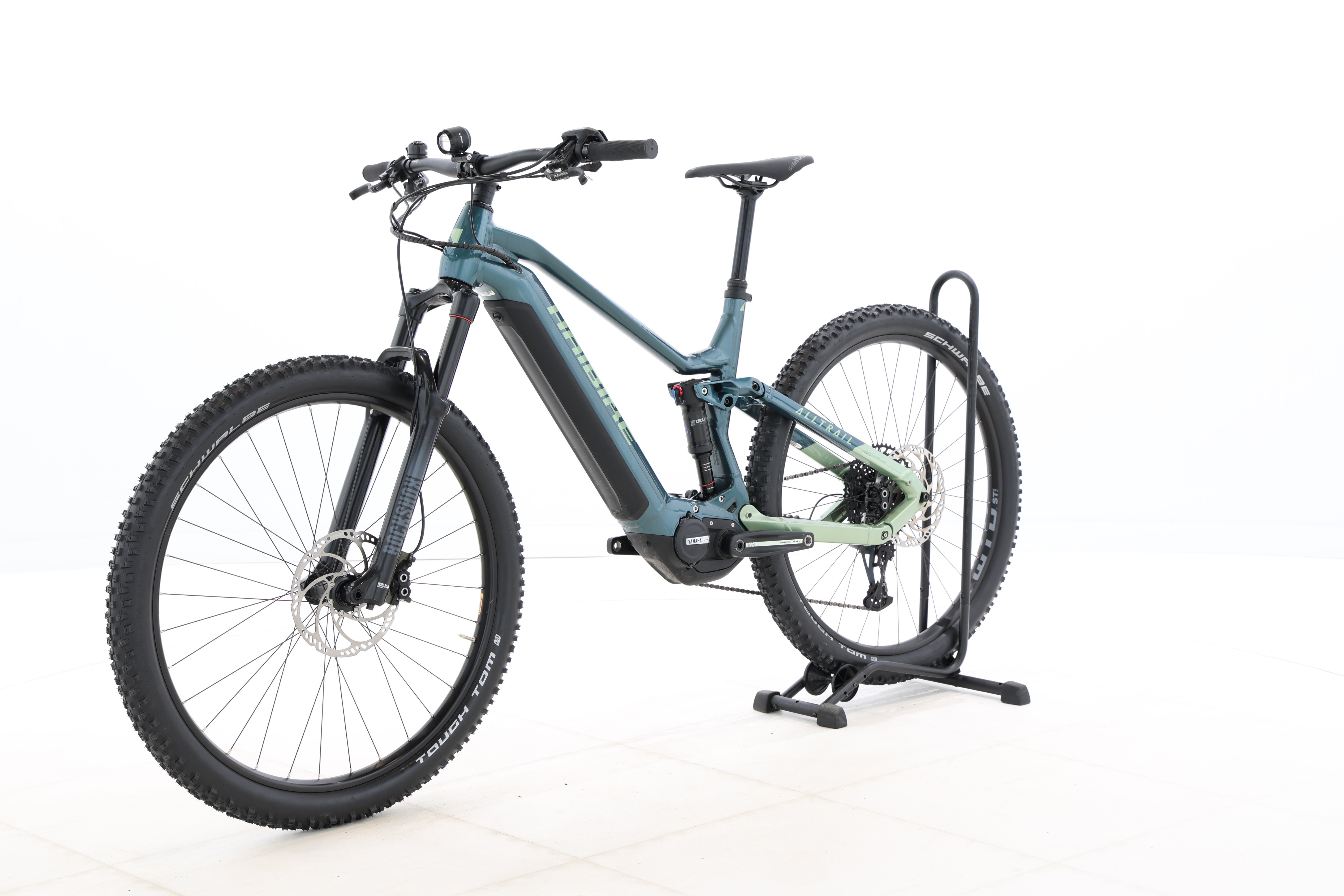 836dc593-27b6-47f4-b941-ddef9ca8f361