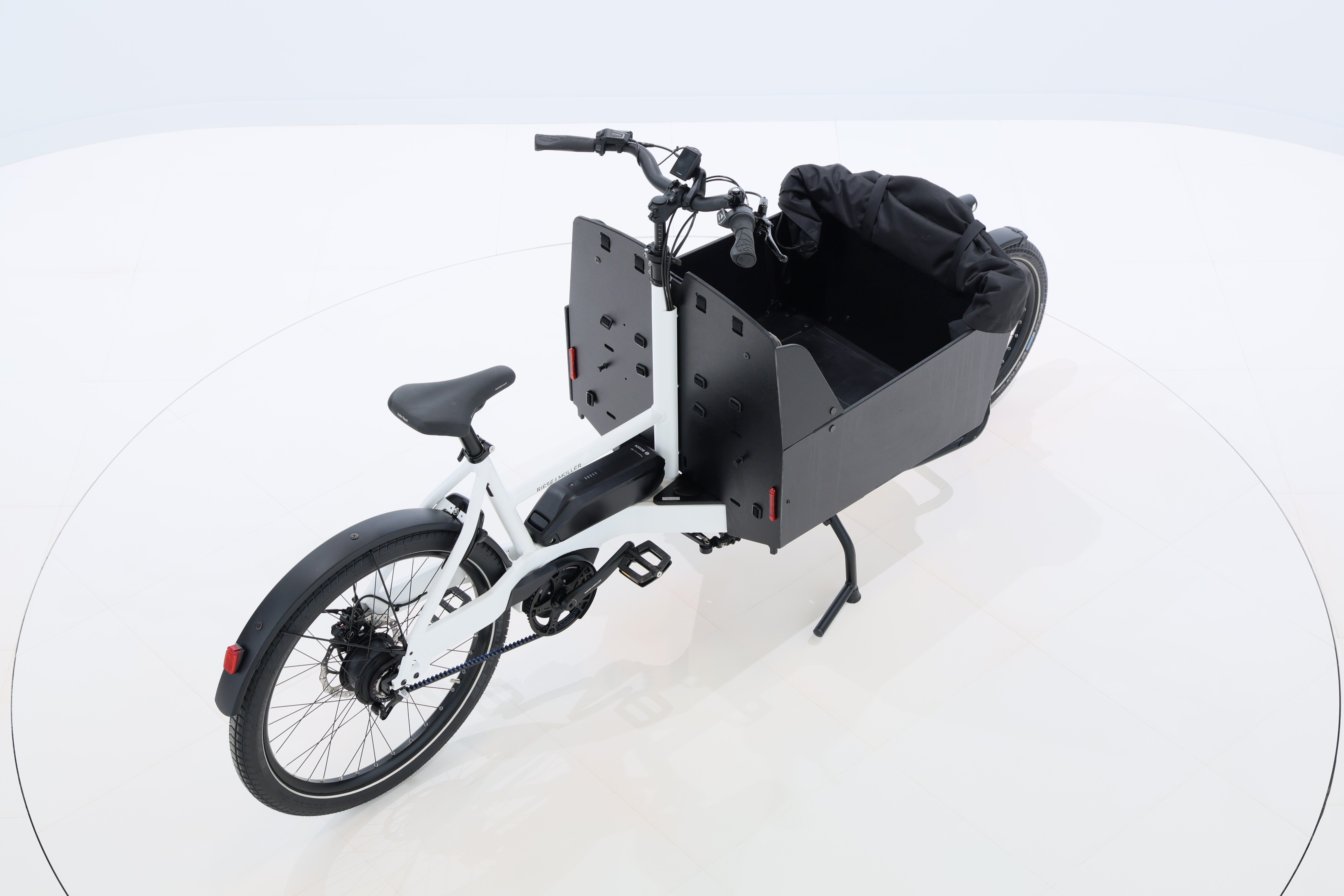 8b9dfc6d-cf2d-42eb-8e0a-d976f6ea9da4