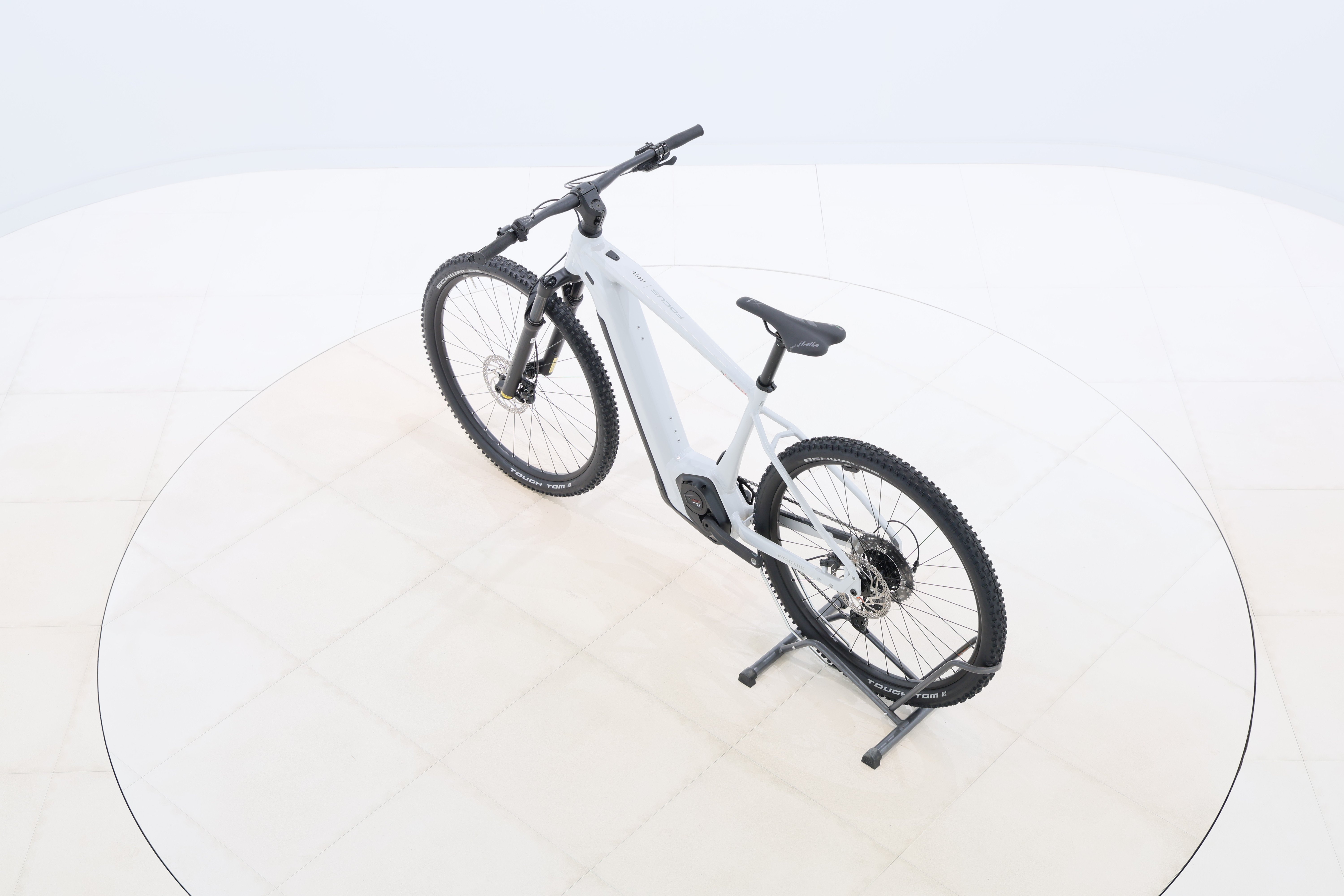 6e85ecb3-c41b-4355-8e1b-ca21924a5bb6