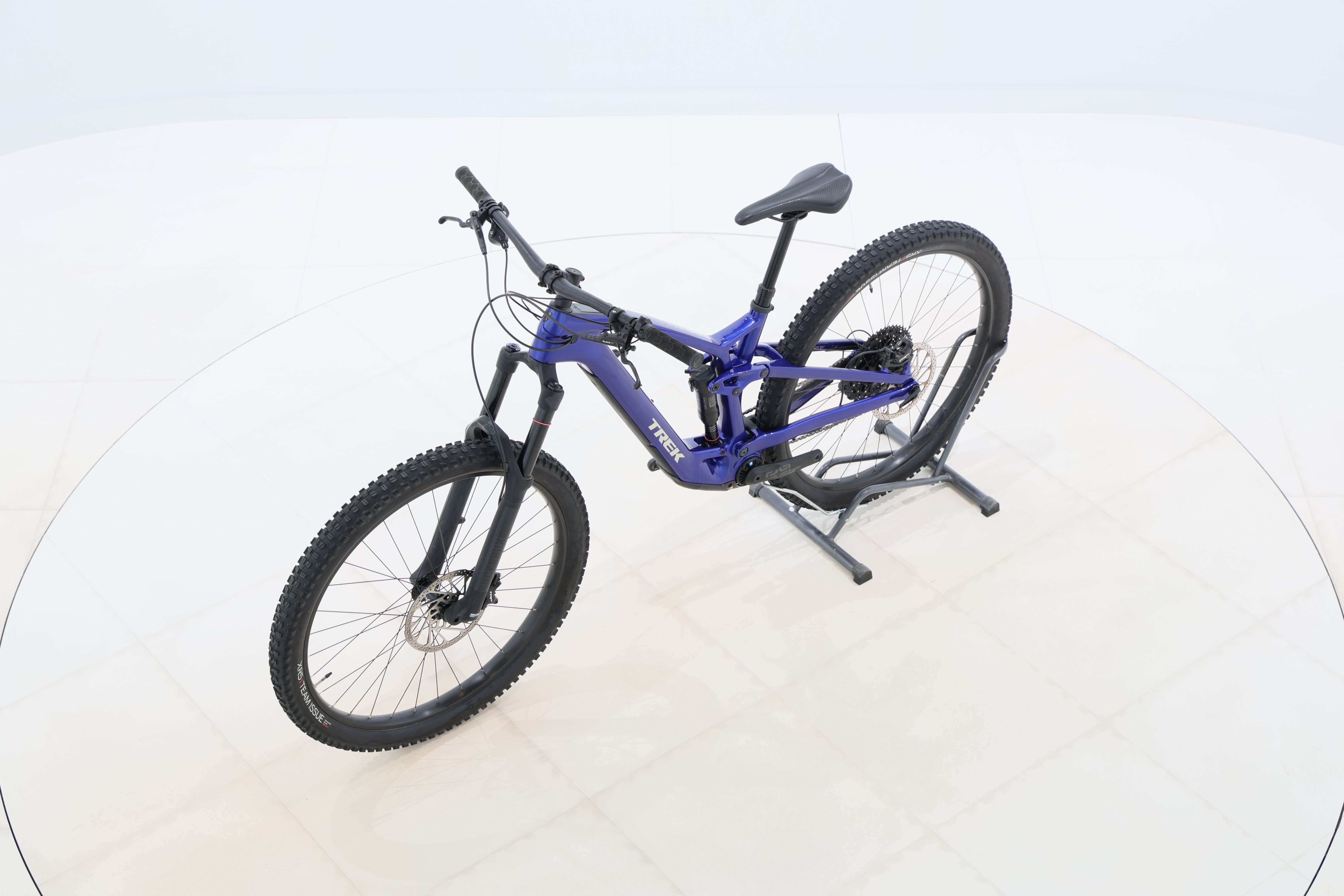 e6cccc86-b1b5-4005-aff9-3981121e7ae5