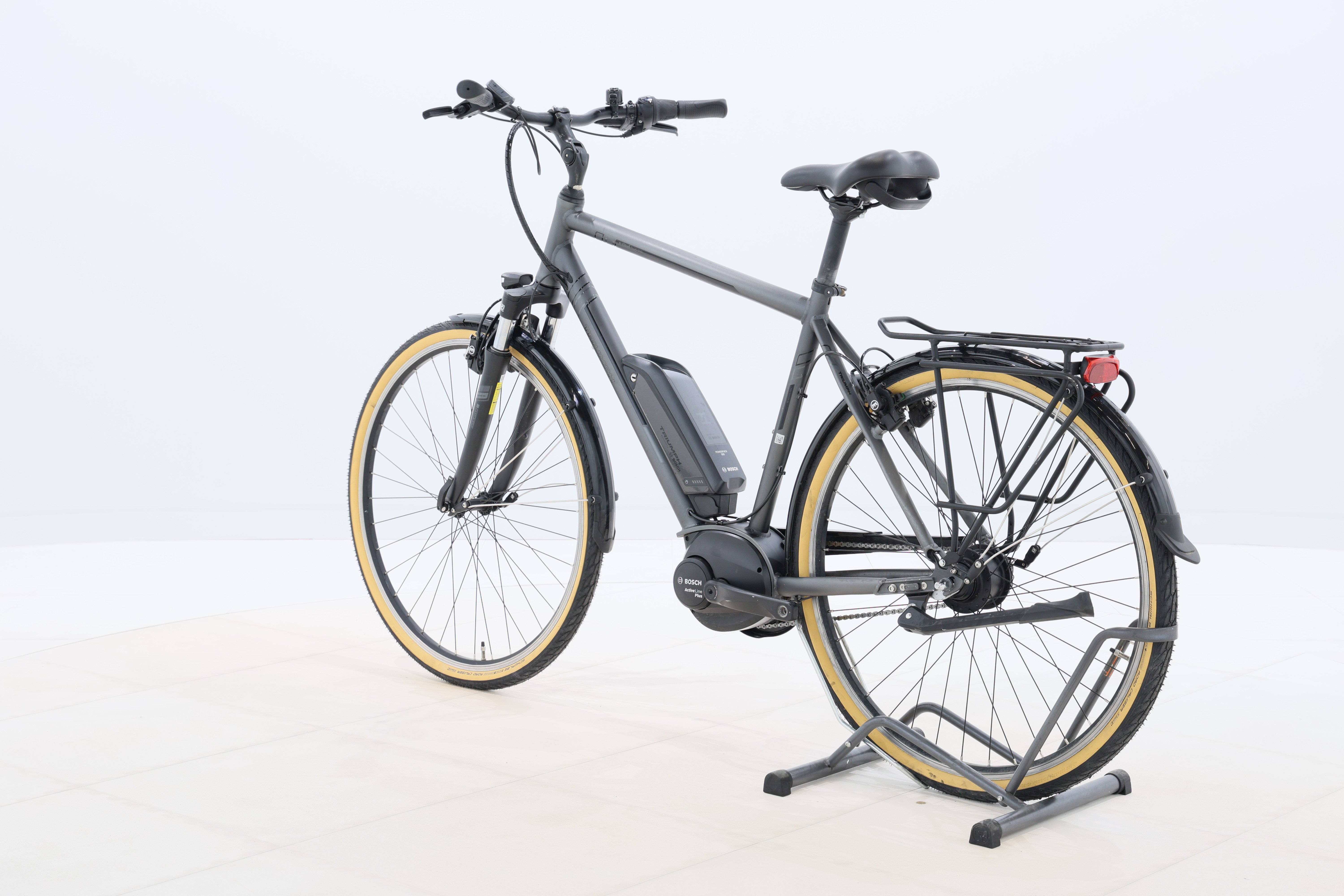 e370b361-0e70-4393-beec-3103d5e6767a