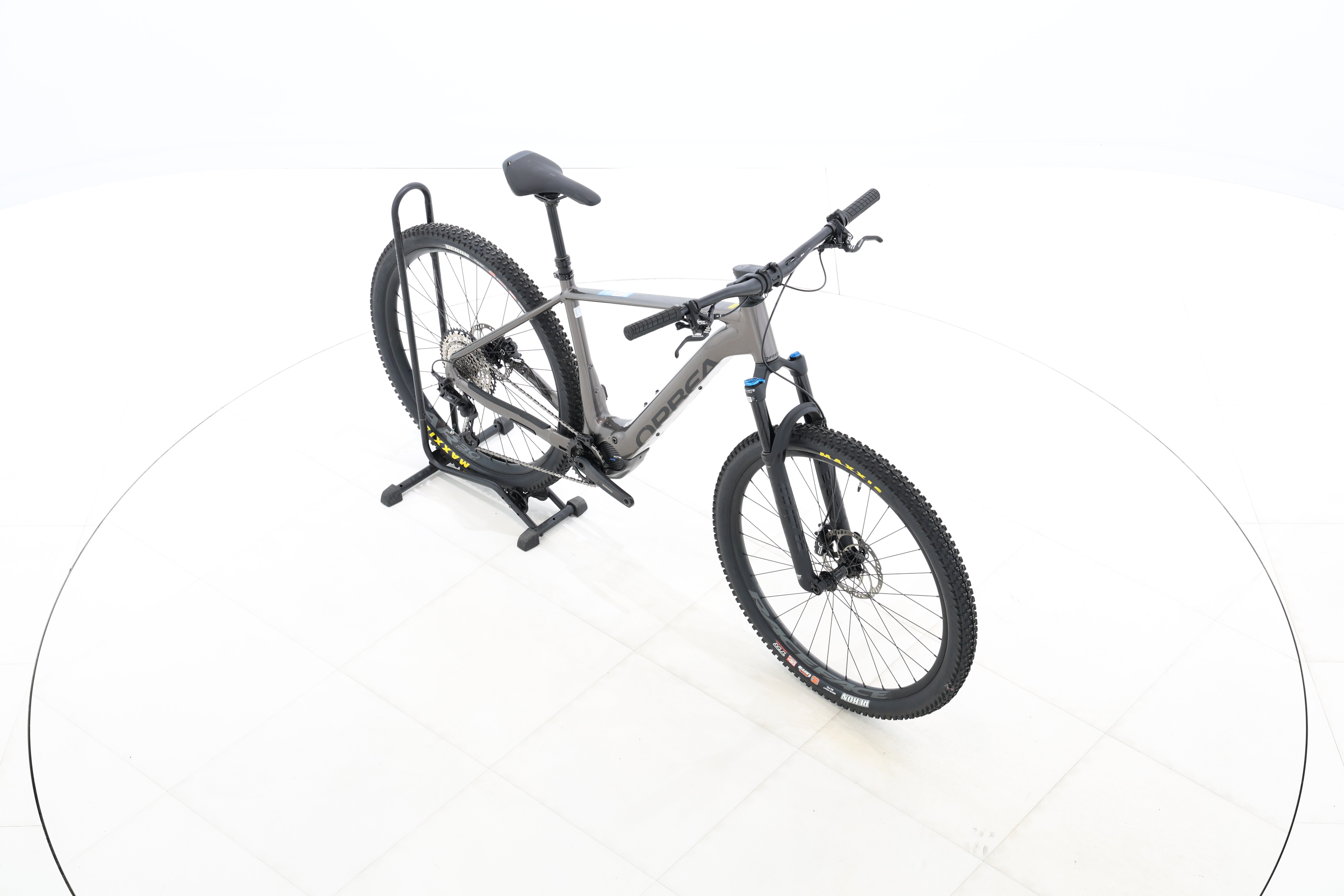 d88c2c1f-e6b9-47fe-82be-55fe2c0b6f4a