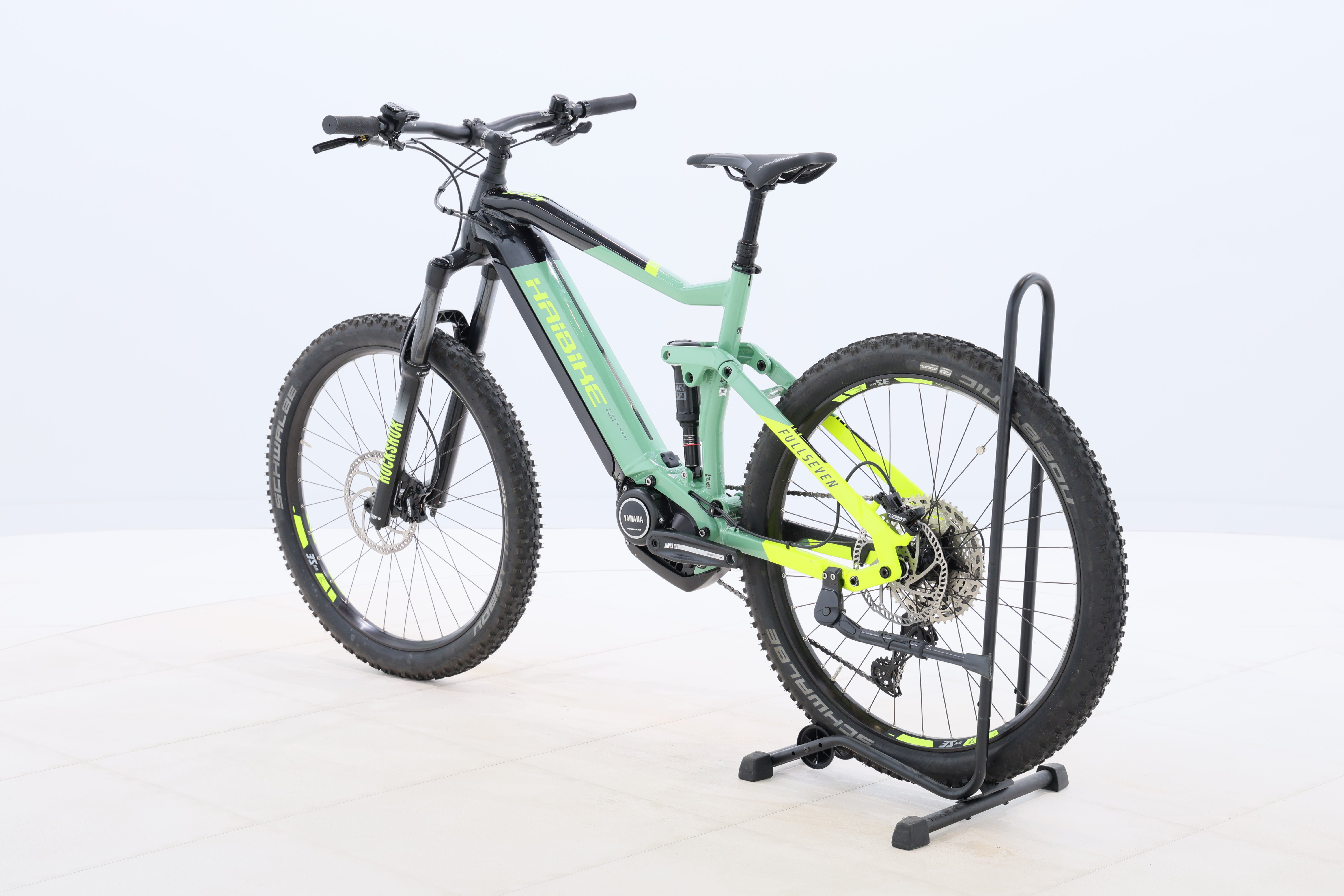 e3d2d1b9-20dd-4d86-90a4-85ee45745024