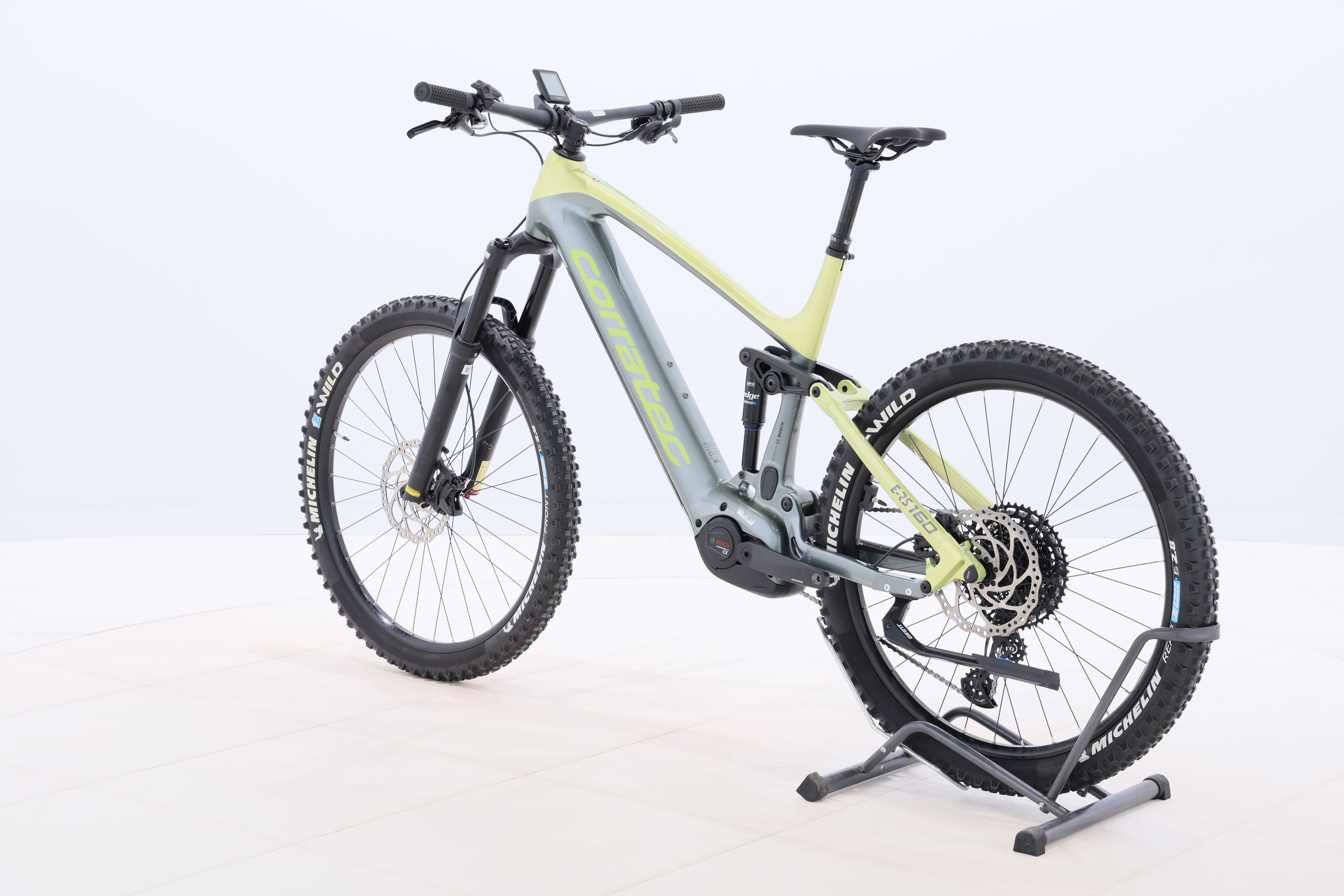 e60446a0-6f53-4a23-aef5-80441a357663