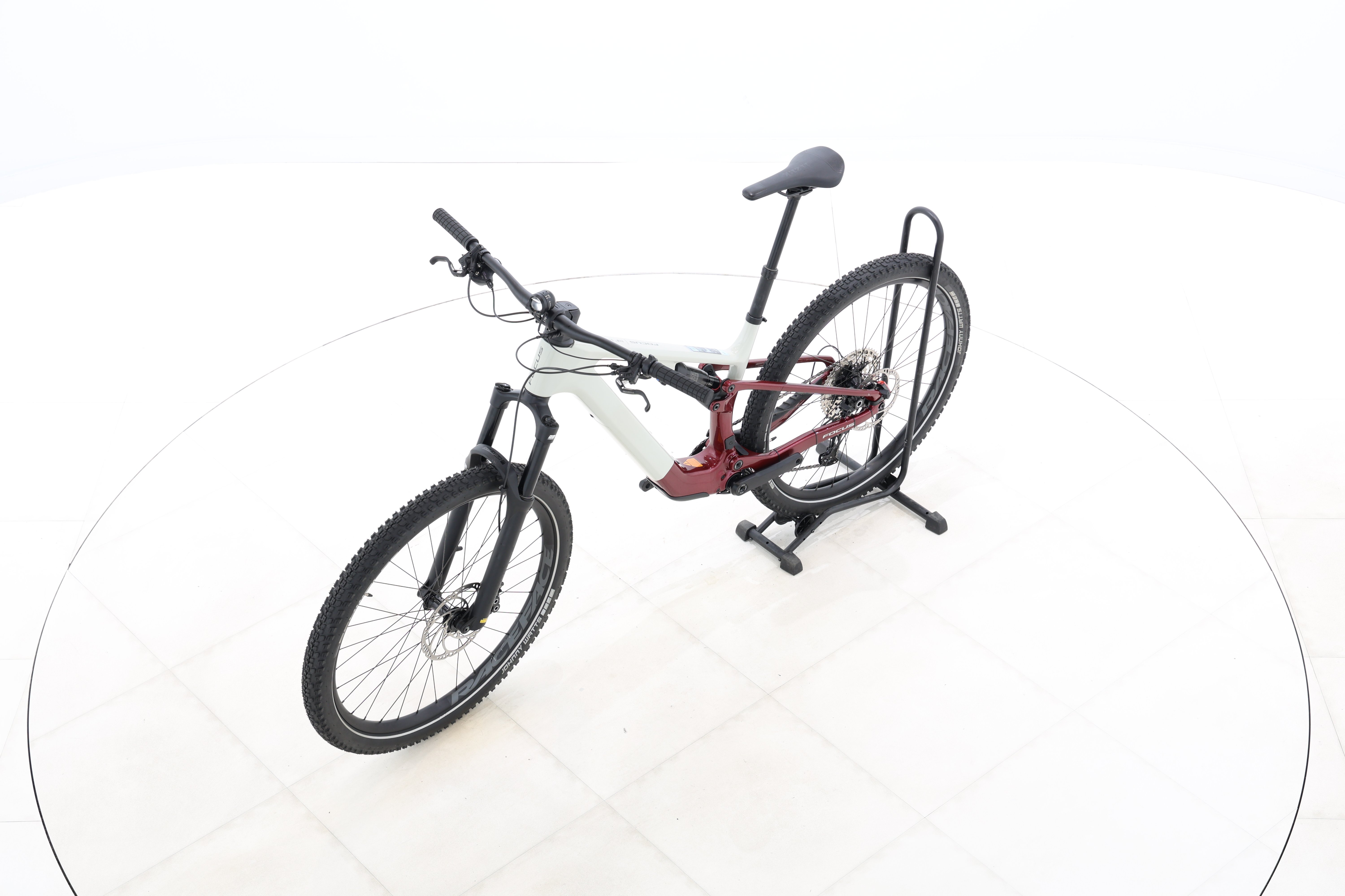 e2a2bb13-2d5e-4abc-9ba1-ef69a8eae2bd