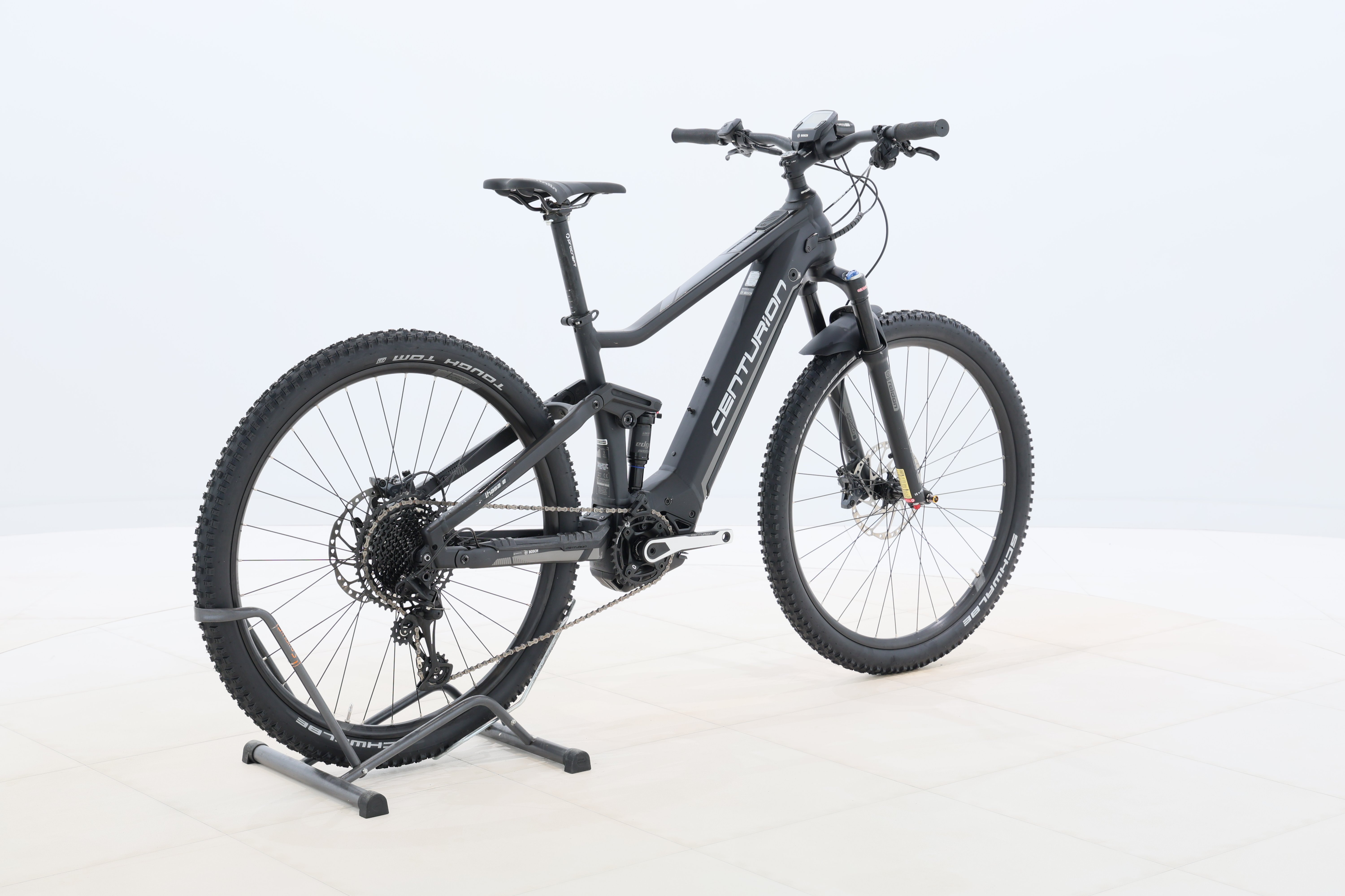 4c038b7c-c598-4948-b998-328bc3b4b27e