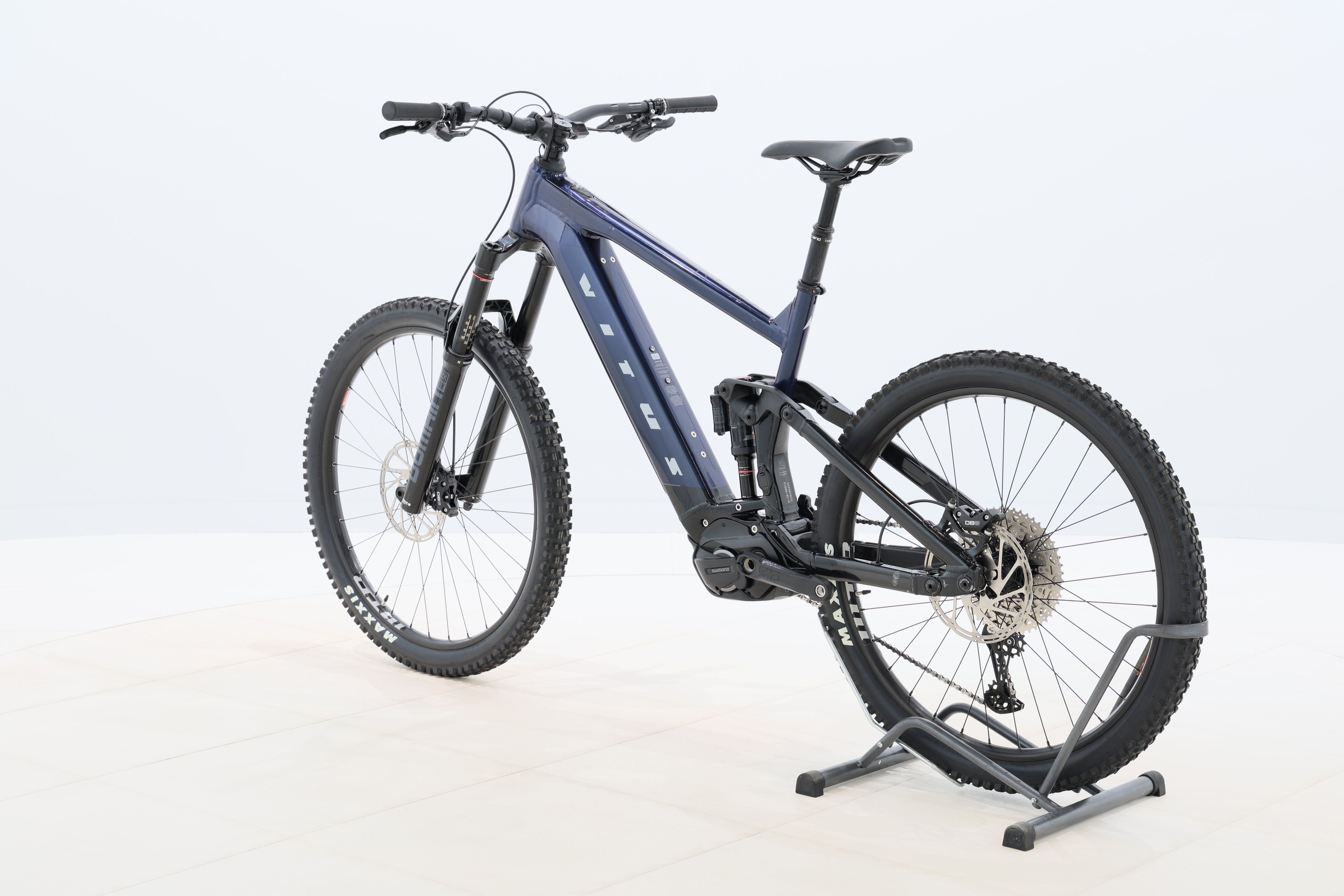 0b596578-86b5-4ceb-8ee1-94e85c0ad156