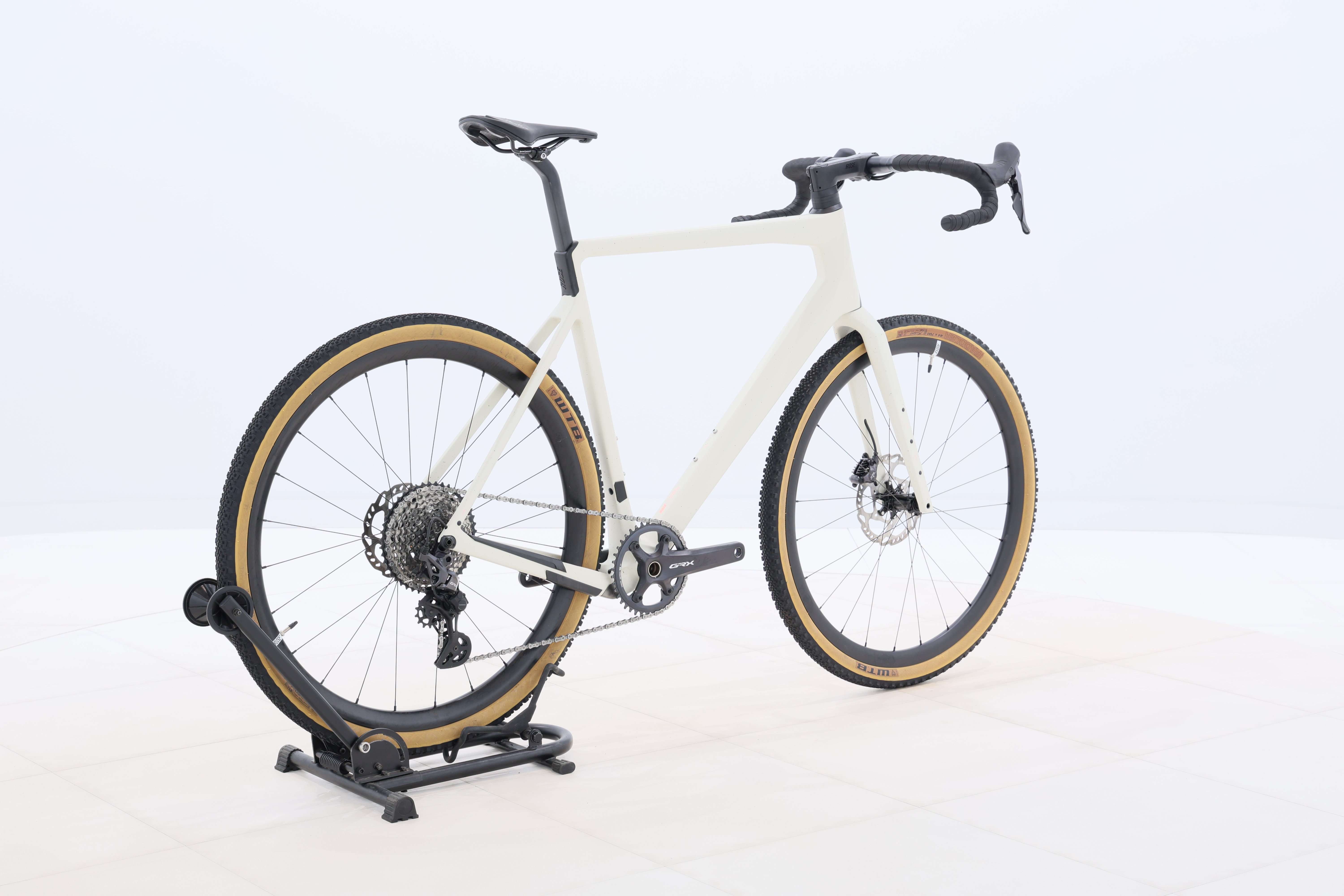 0daec0d3-cb6d-4fd7-939e-fa78e4911308