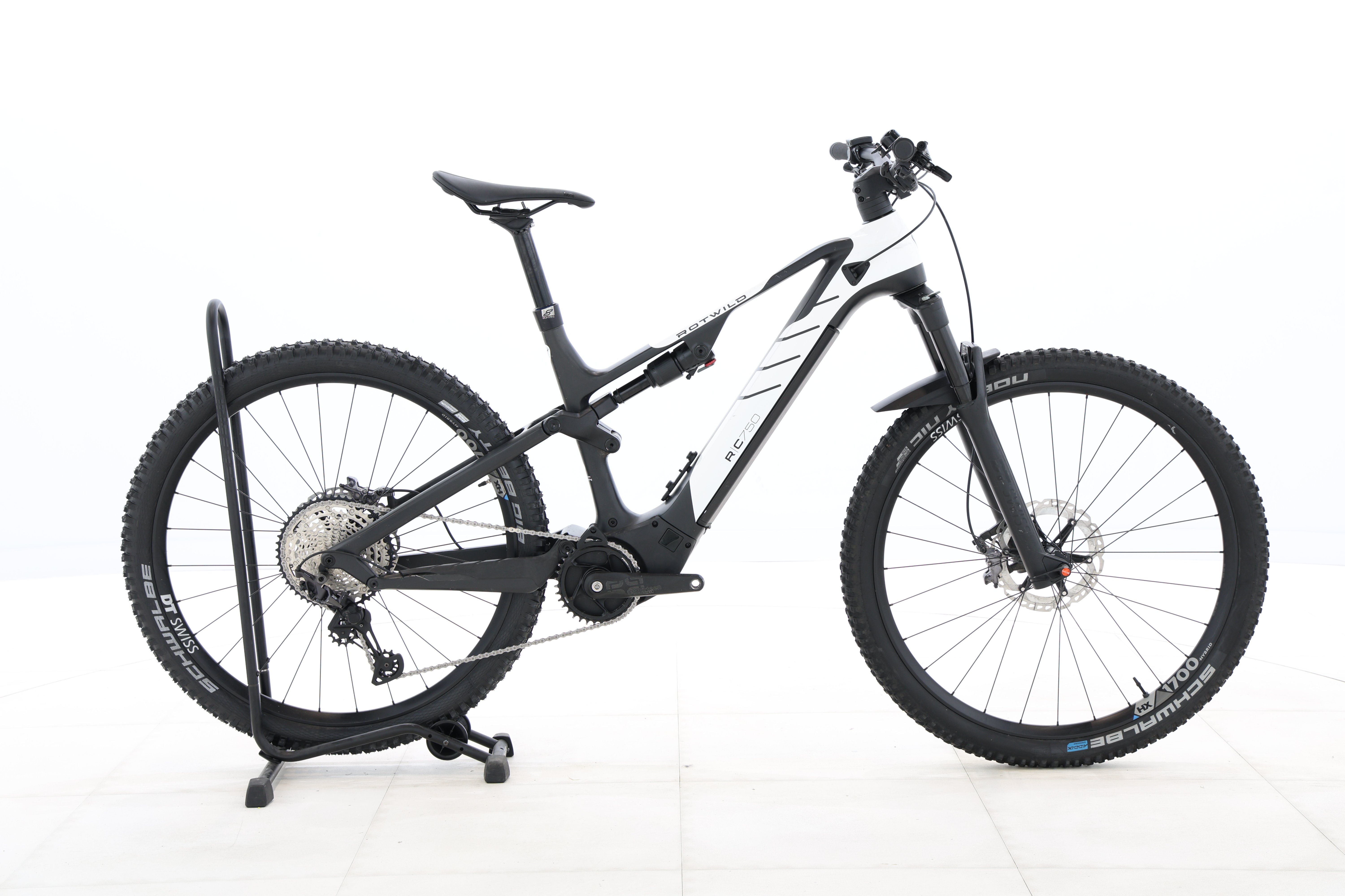 677a6ae1-c7d5-4ea0-a83a-4be5c441f498