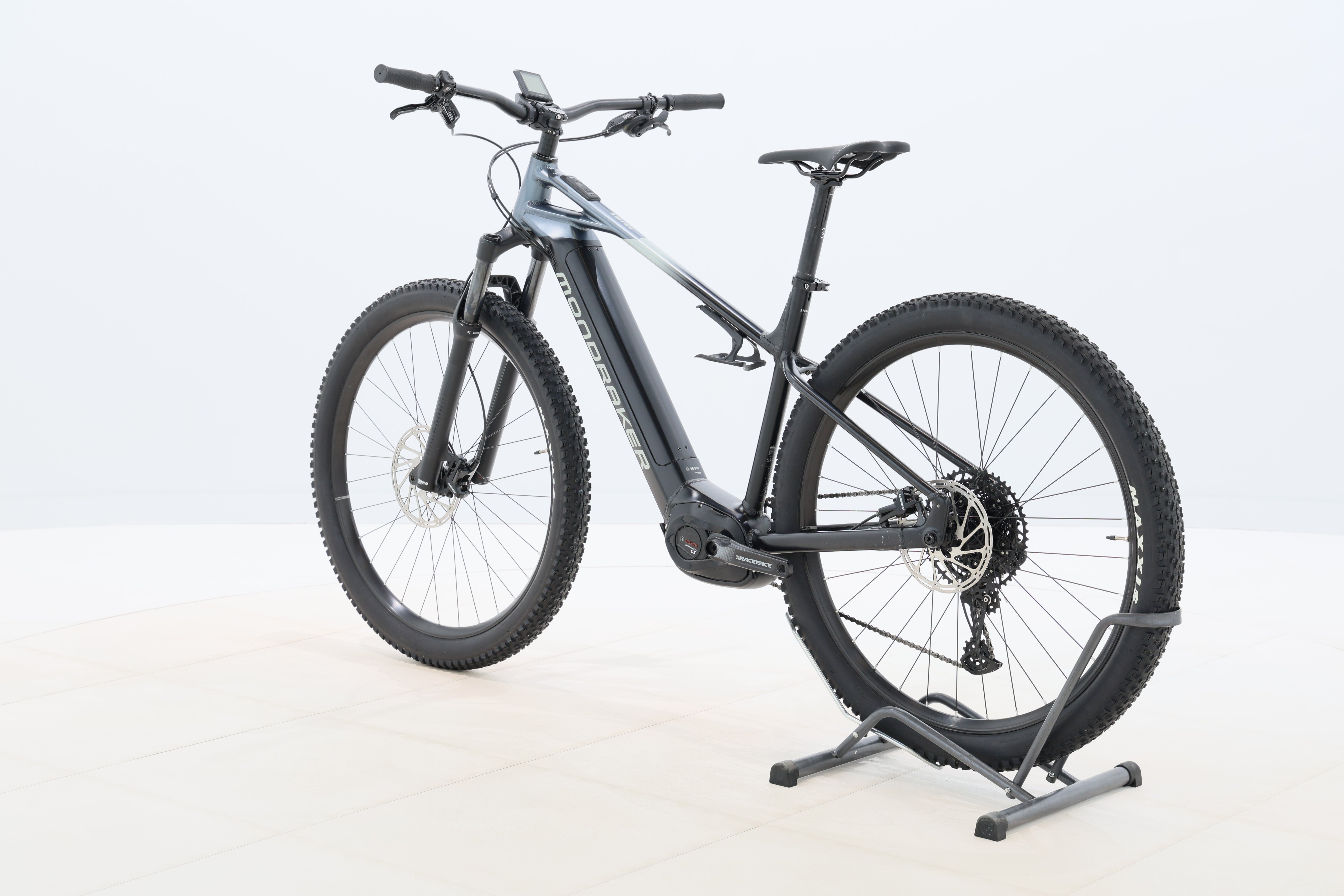 e5c08634-24a0-45ed-a889-6bb656509ac9