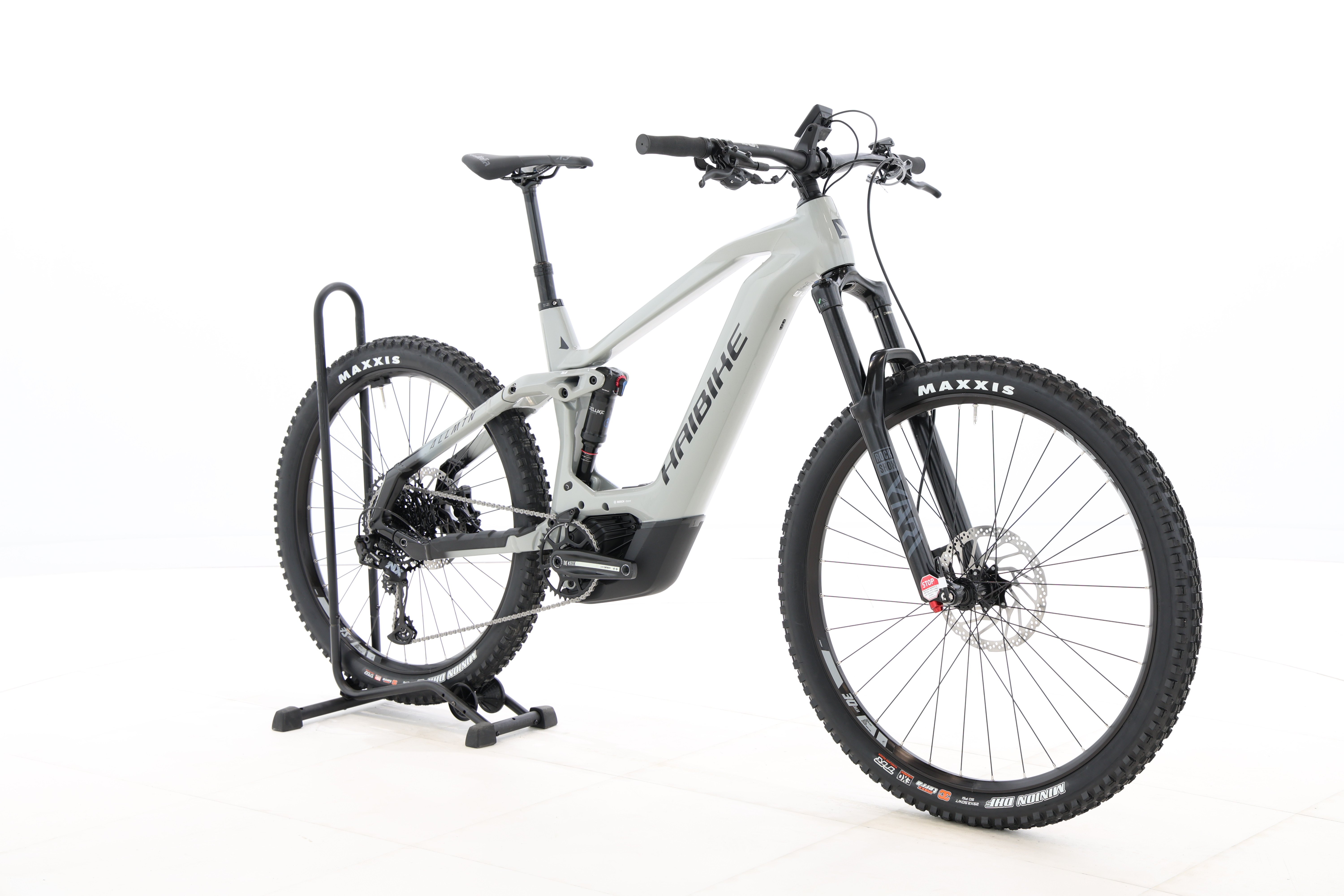 e9ebf3d9-d333-458c-96fe-ecf7e4d18a17