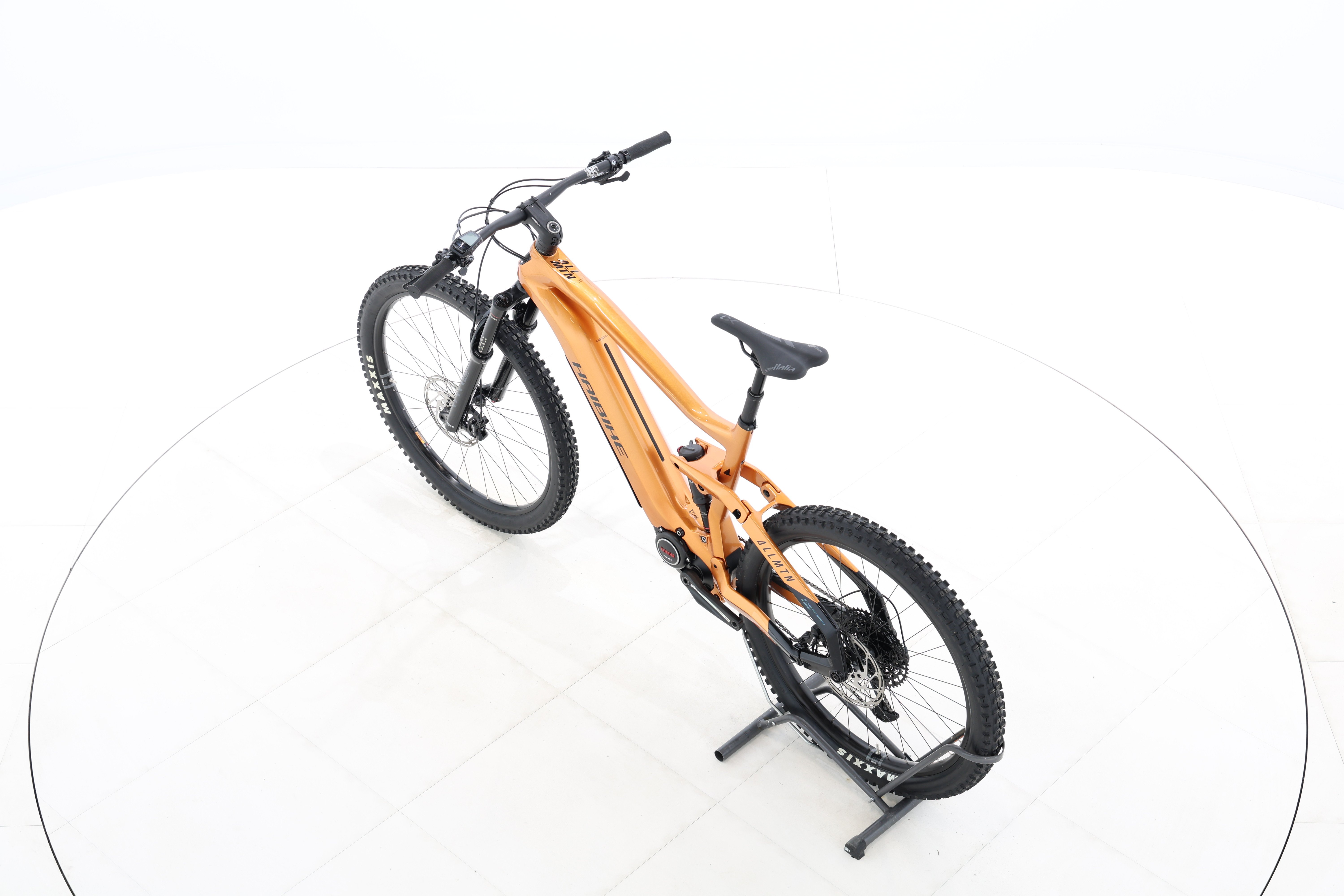 0b136edb-fbc9-423c-b34f-9eb39a94cd2b