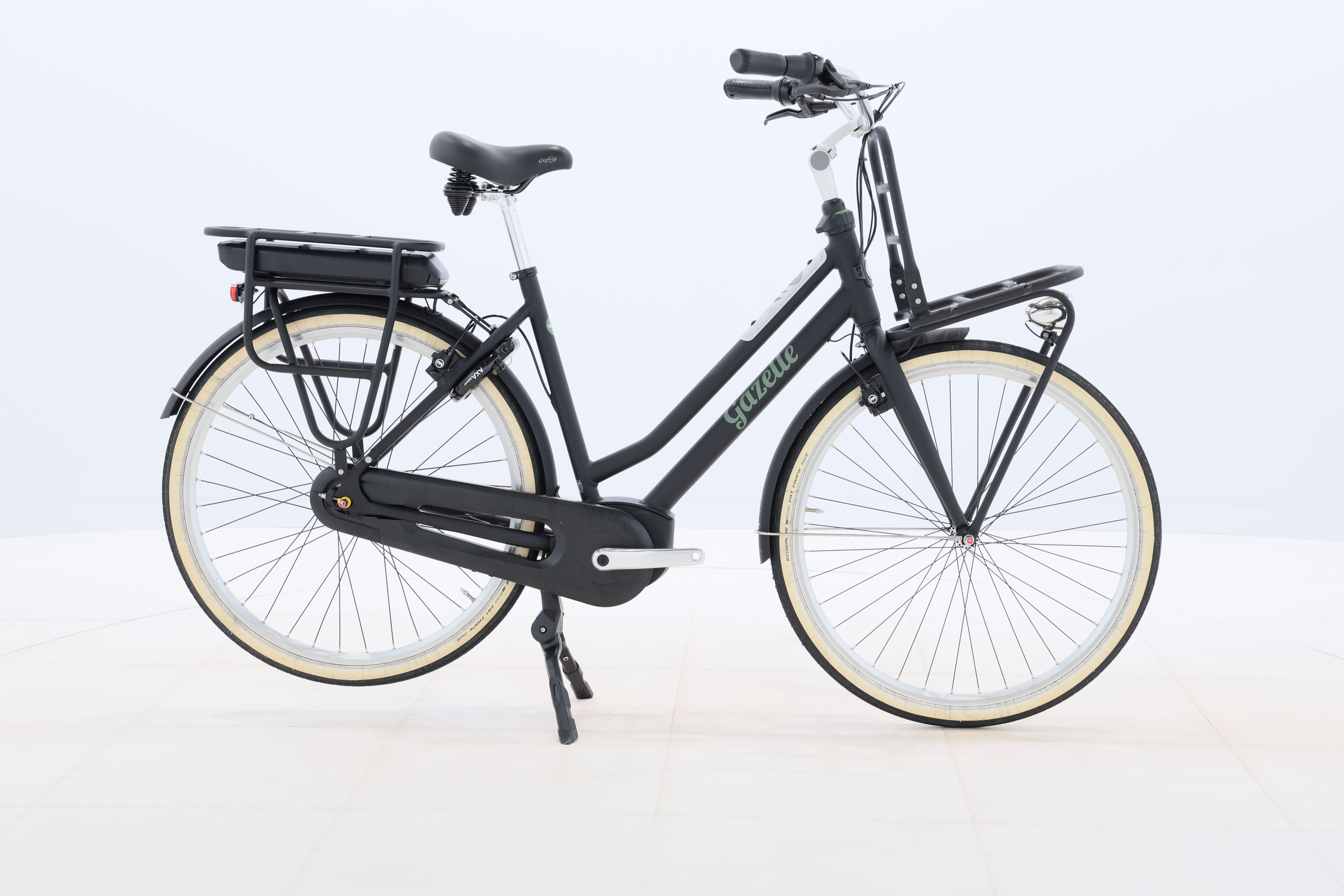 cae0d2c2-5faa-4114-9cb7-08db18e93e52