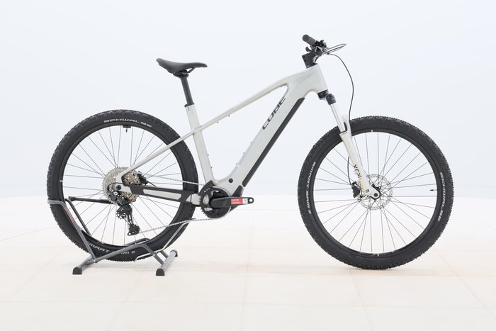 Cube Reaction Hybrid ONE 800 2025