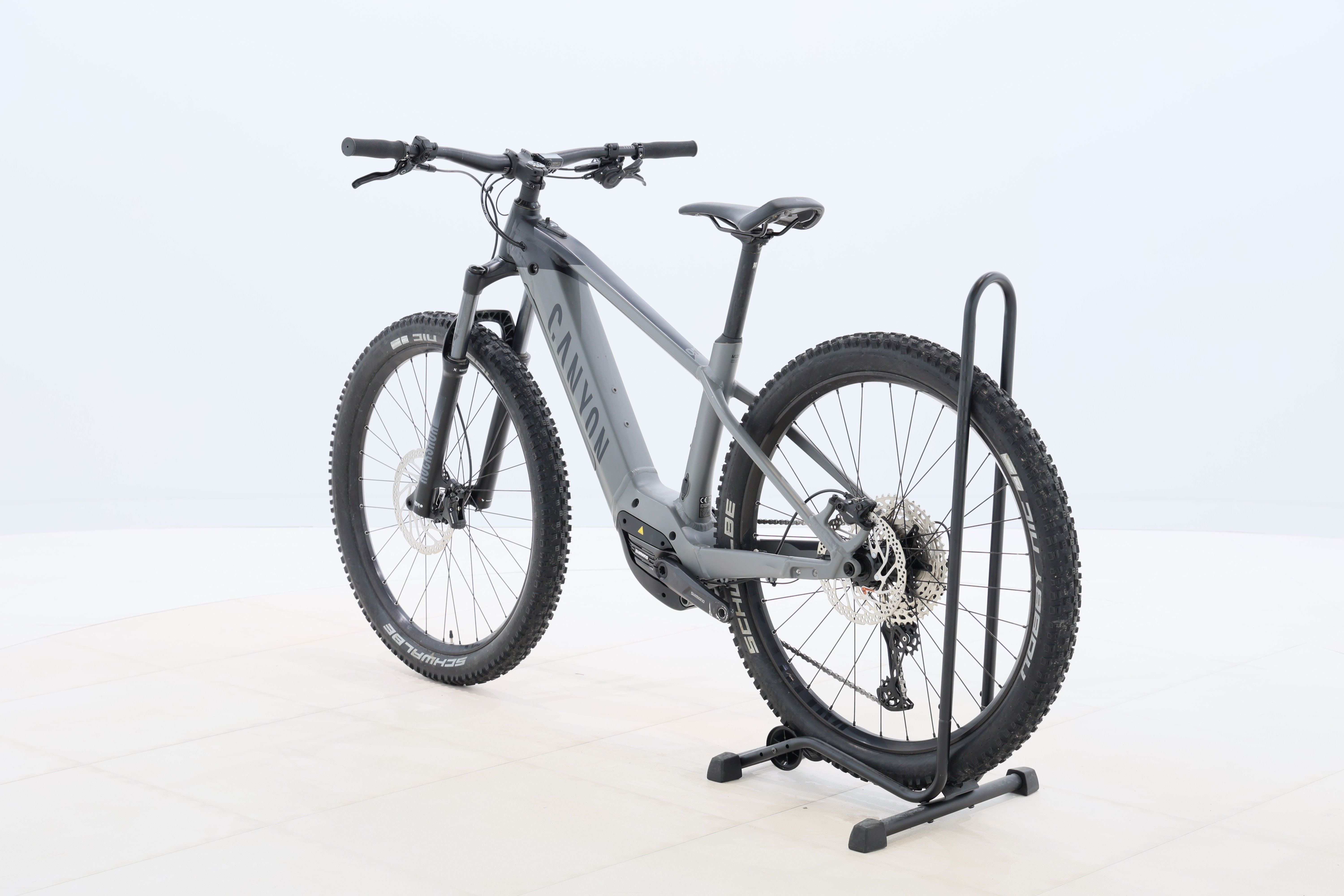 2e165bcb-eb00-4bda-8f14-4235a9eda1e2