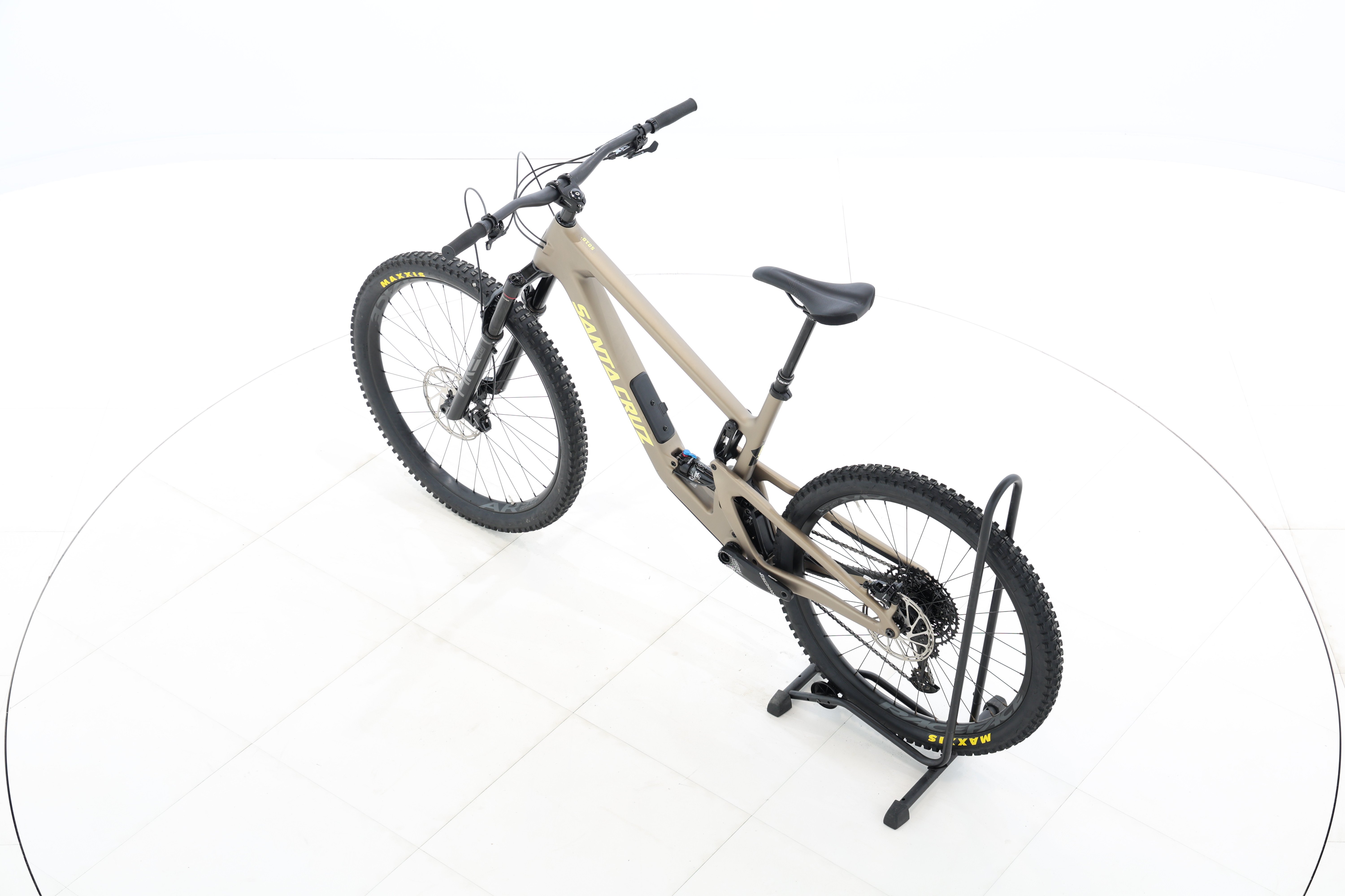 d9db816e-cf19-490c-9cb6-c620d108f75b