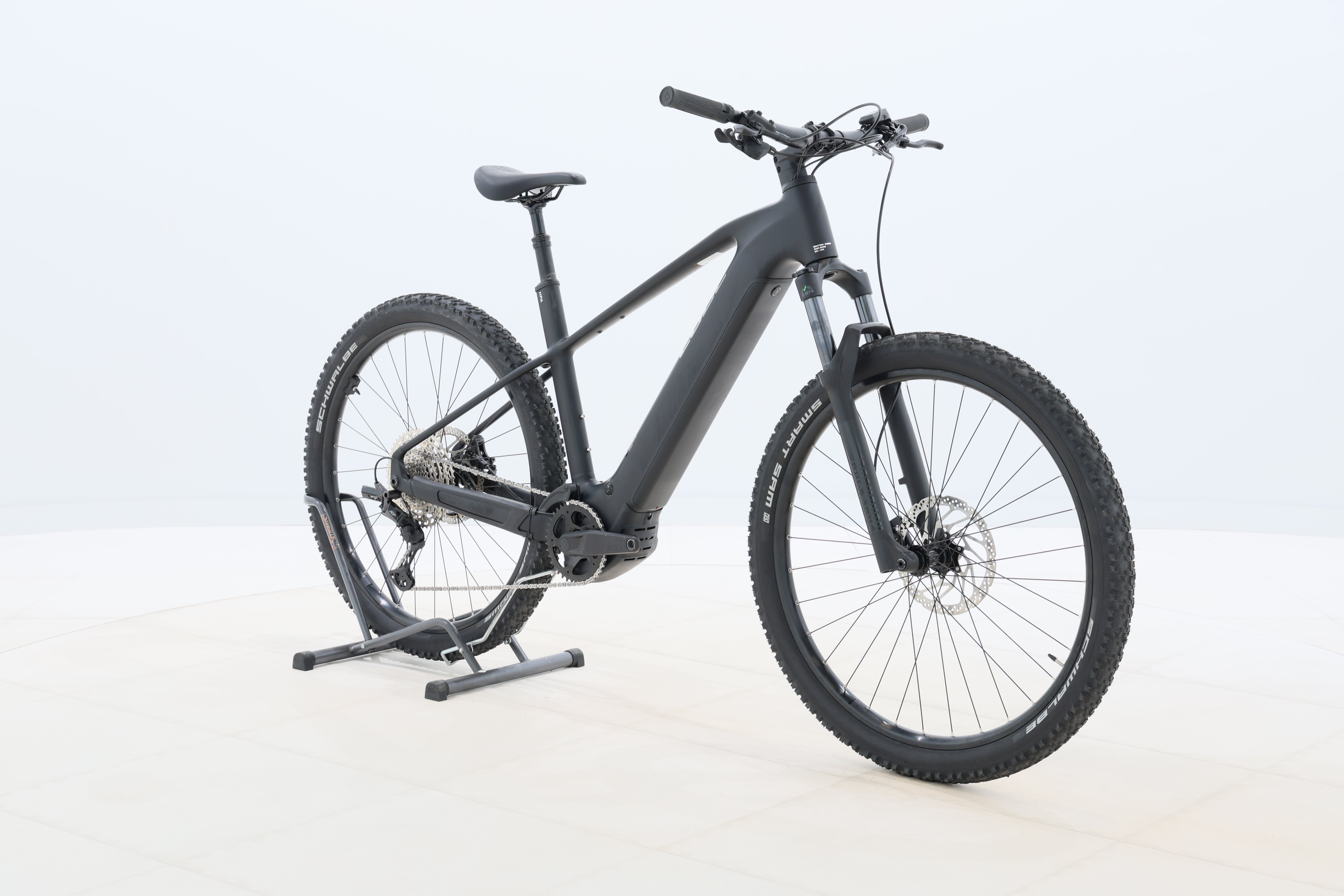 b7038d1f-0786-46cf-b873-790220bd2412