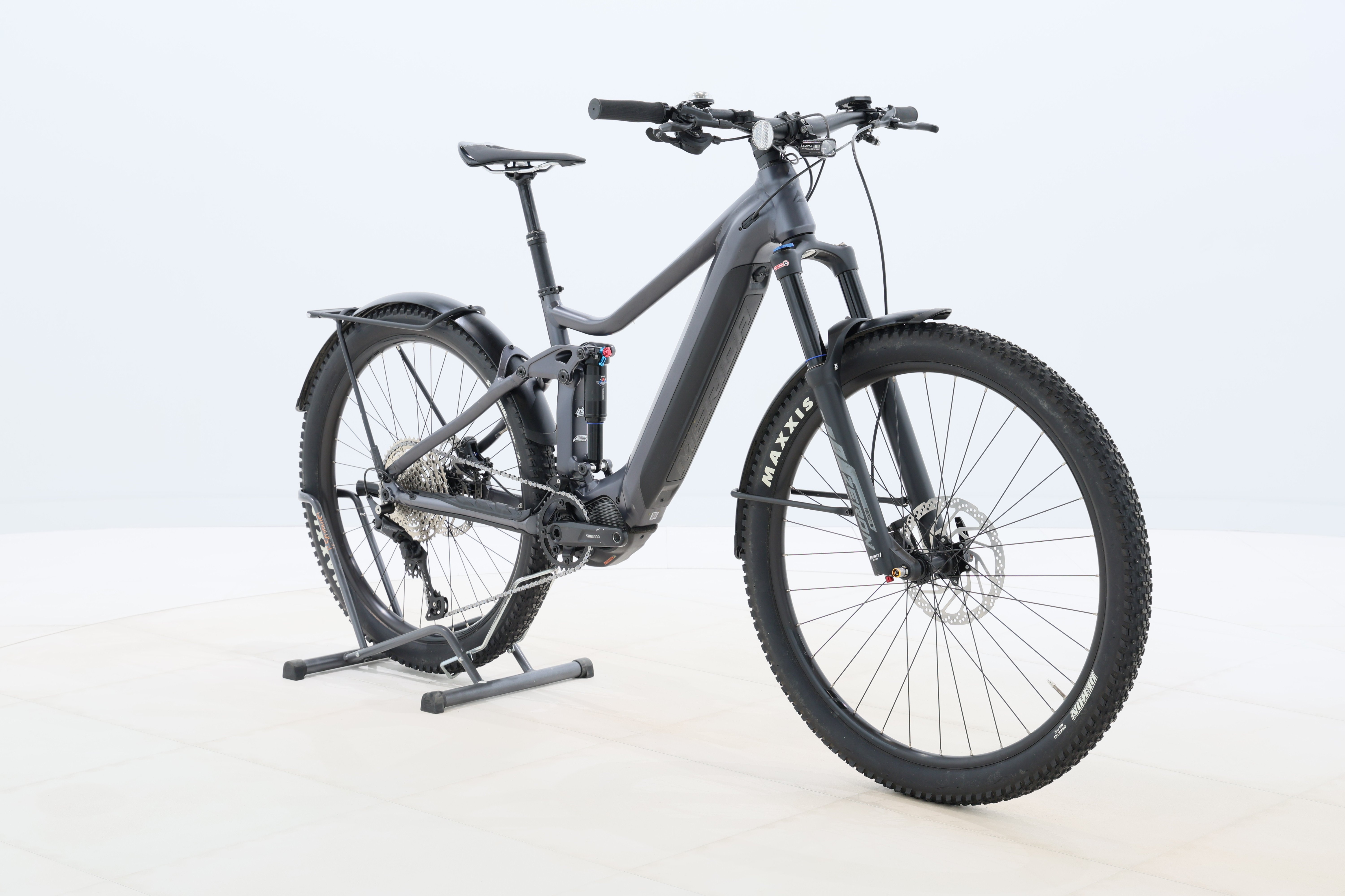 0d405807-c9e9-454f-958f-09fcd386f012