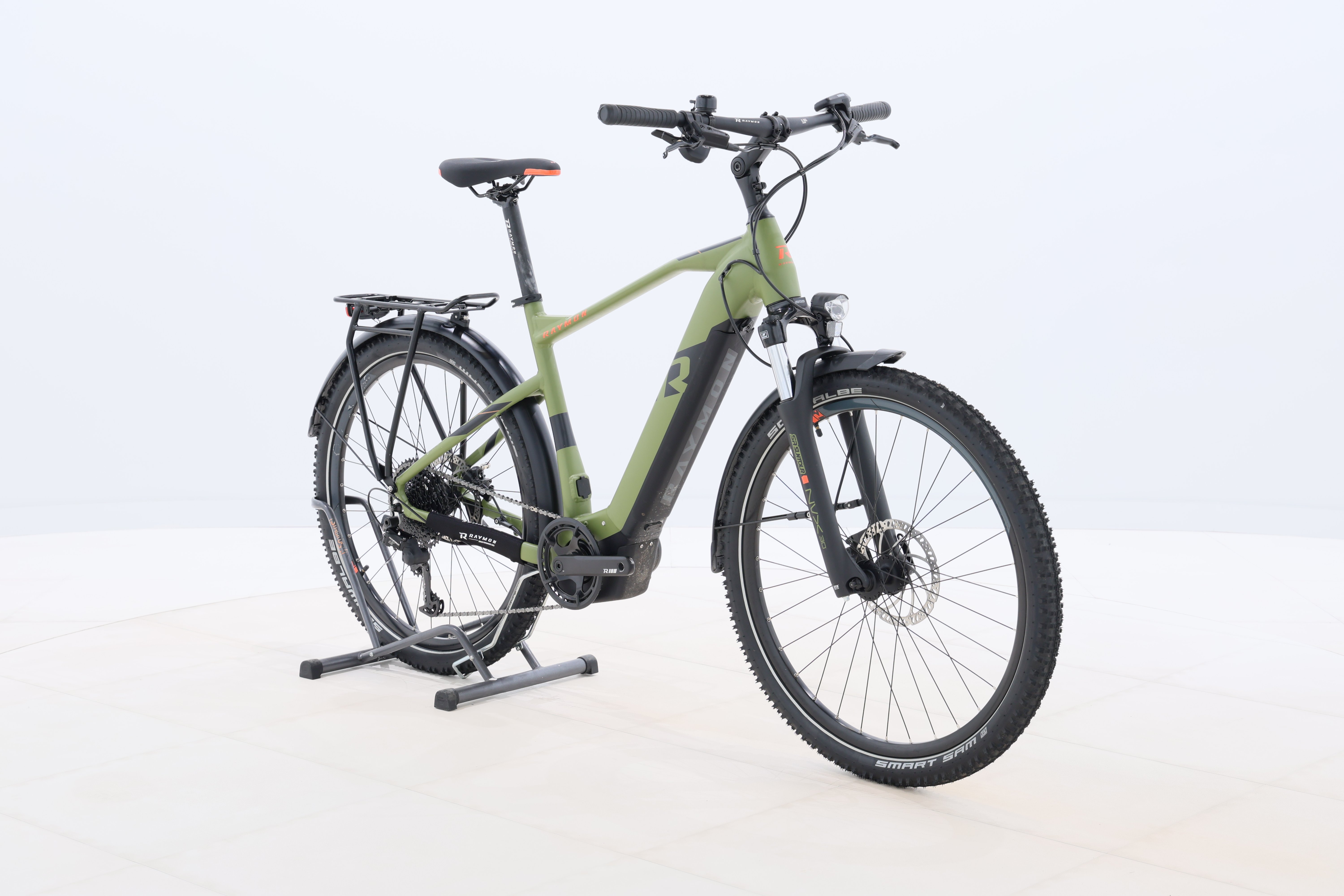 8c6b357e-08bf-4e82-9397-c6ab37e88f40