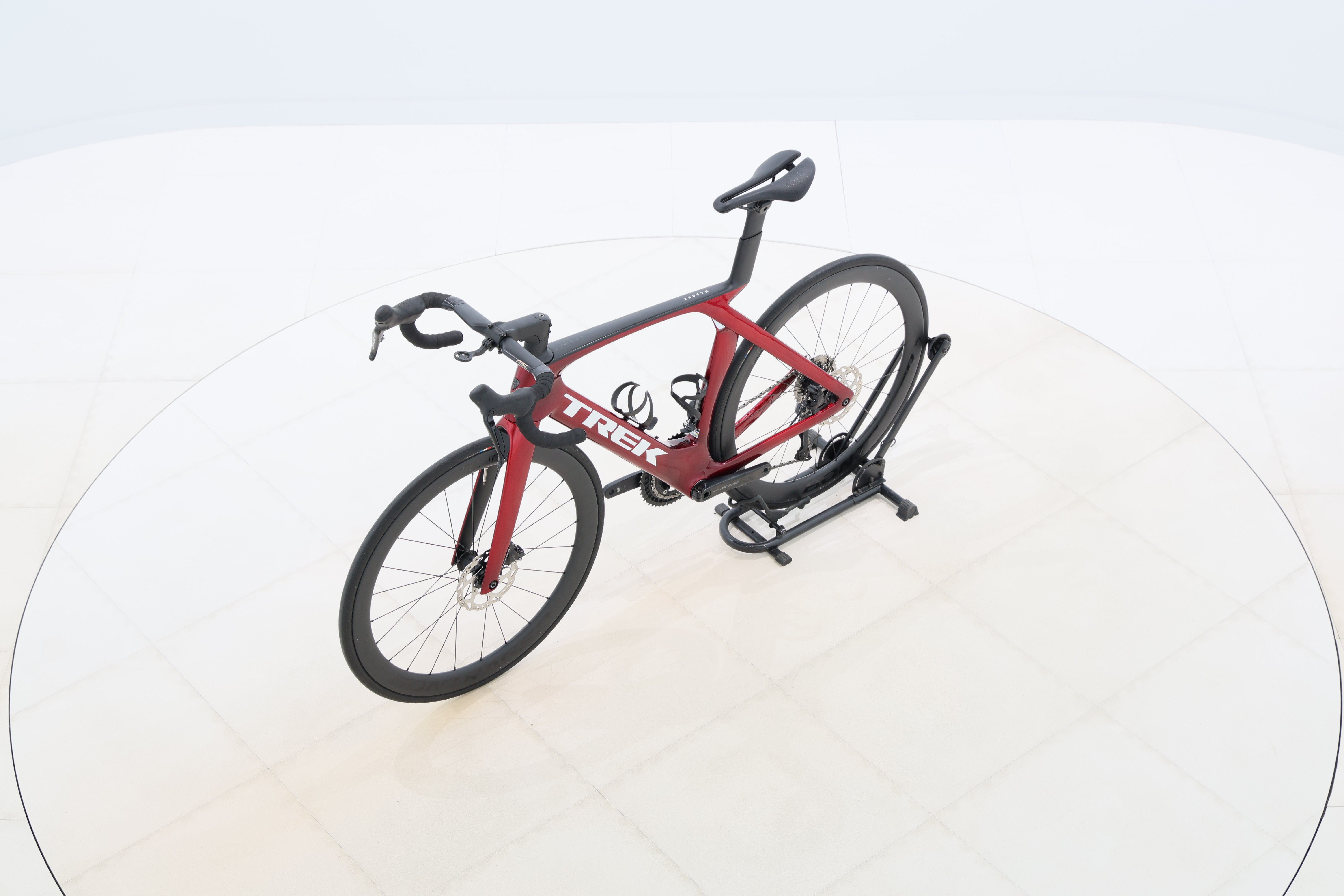 f4379a4e-122e-4103-86a5-8c3d6eeef229