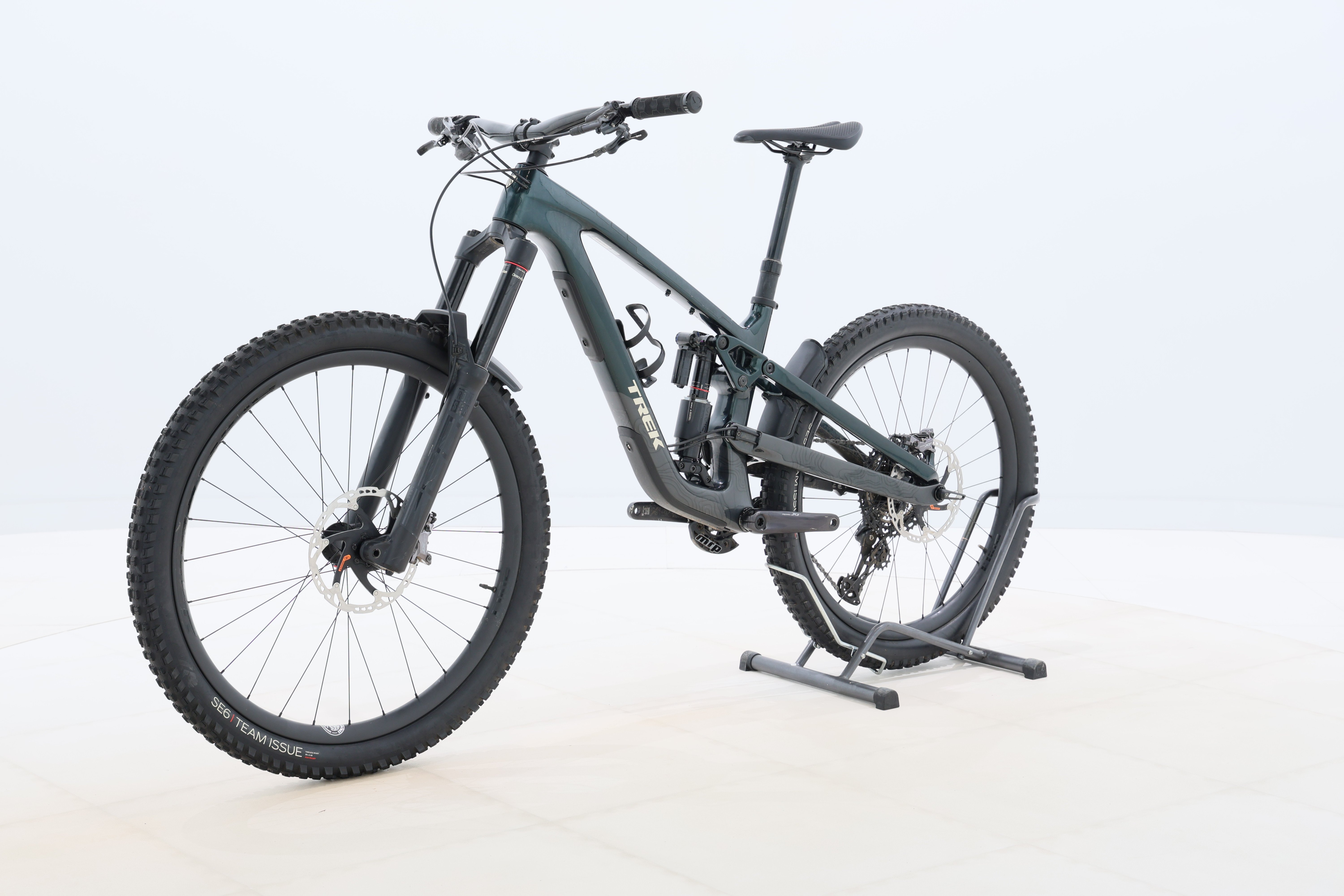 e3bee677-09a3-4ad9-847a-09f28af055a5