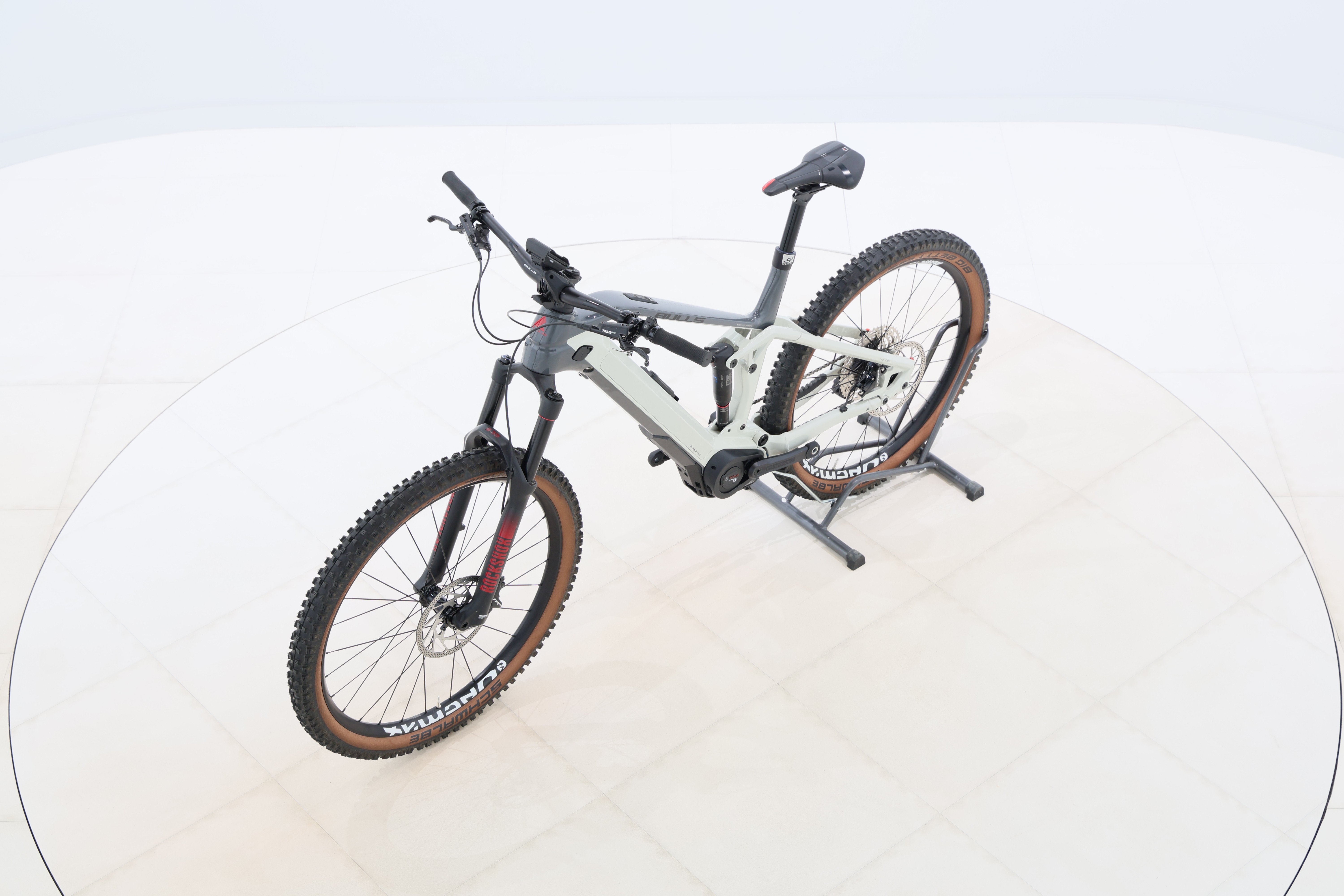 f30bb5bc-fabd-41d8-9fc8-0c913a511e8c