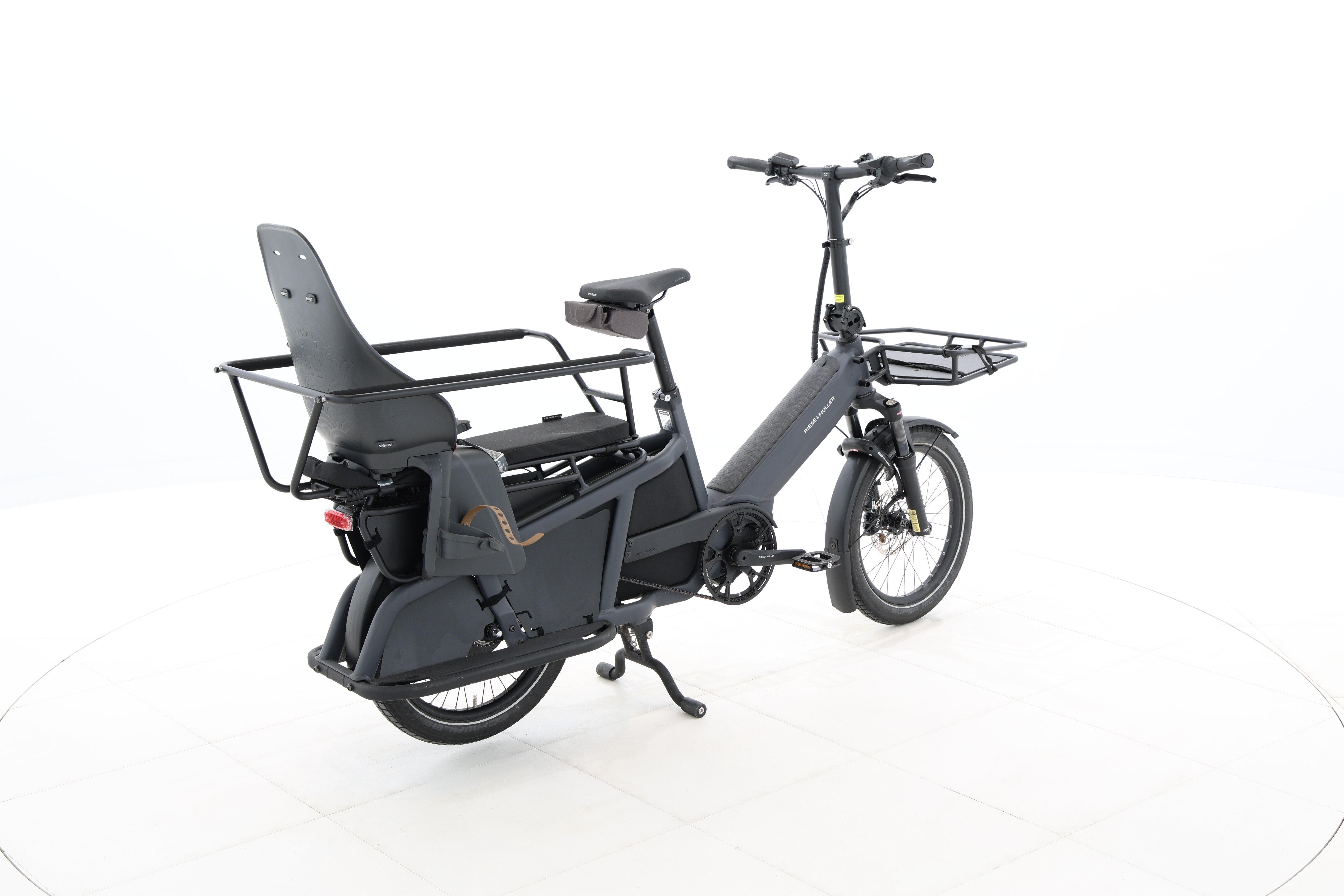 7a153a58-b129-4e55-bbf2-e2d44a263546