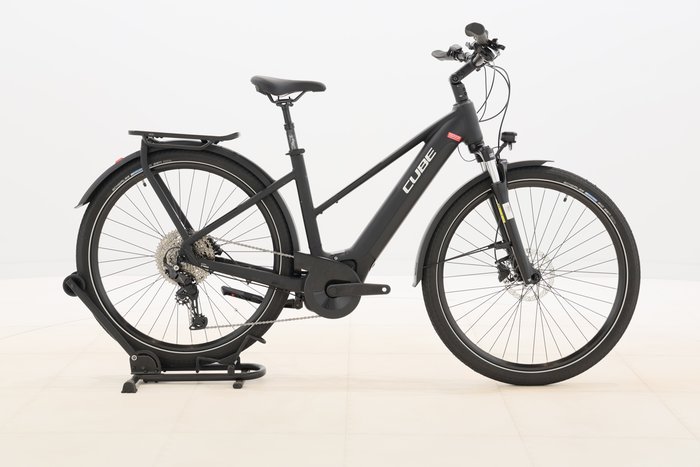 Cube TOURING HYBRID PRO 625 2024