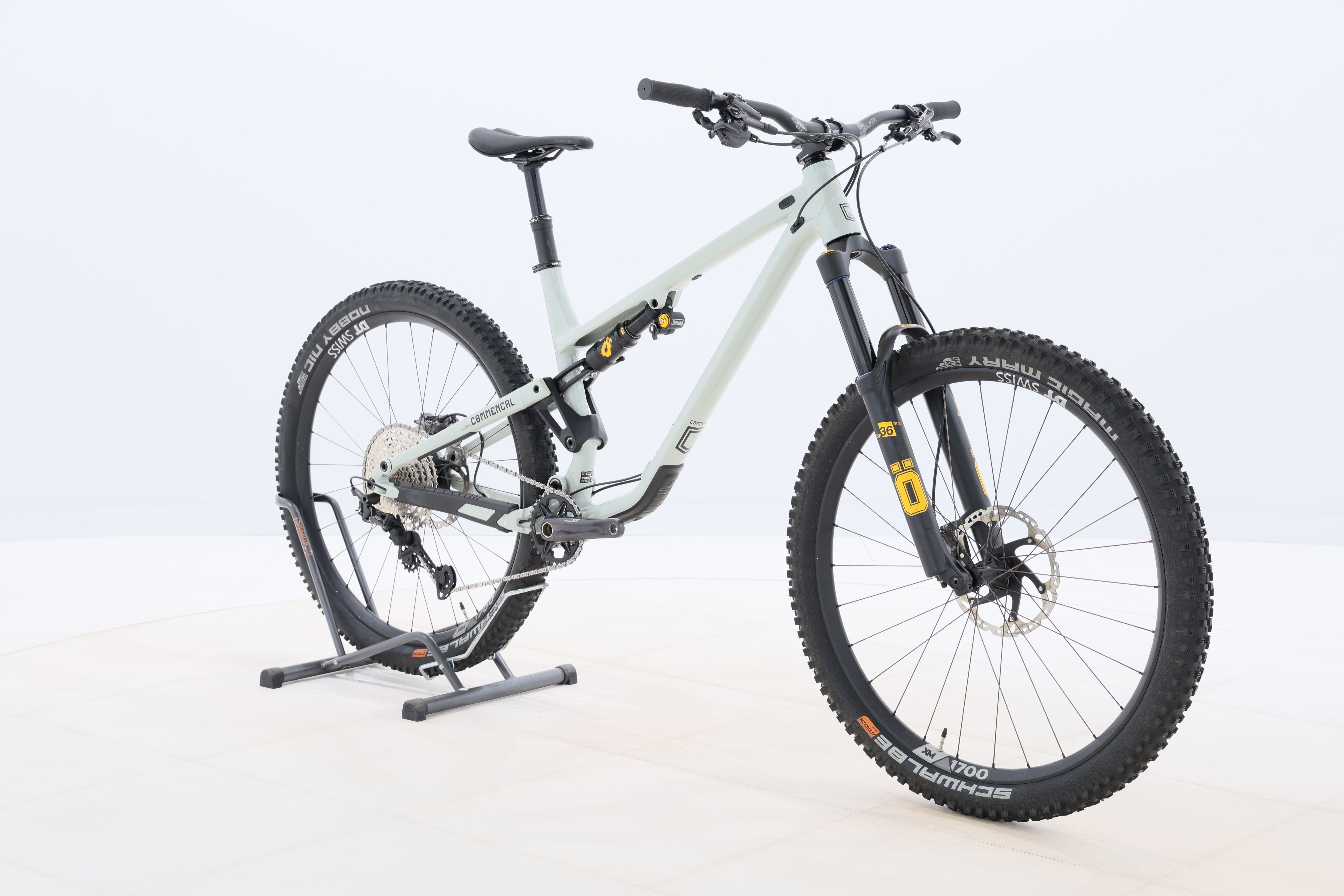 7d2db1b2-cf2b-4e4a-8ce7-a406a32f4ef1