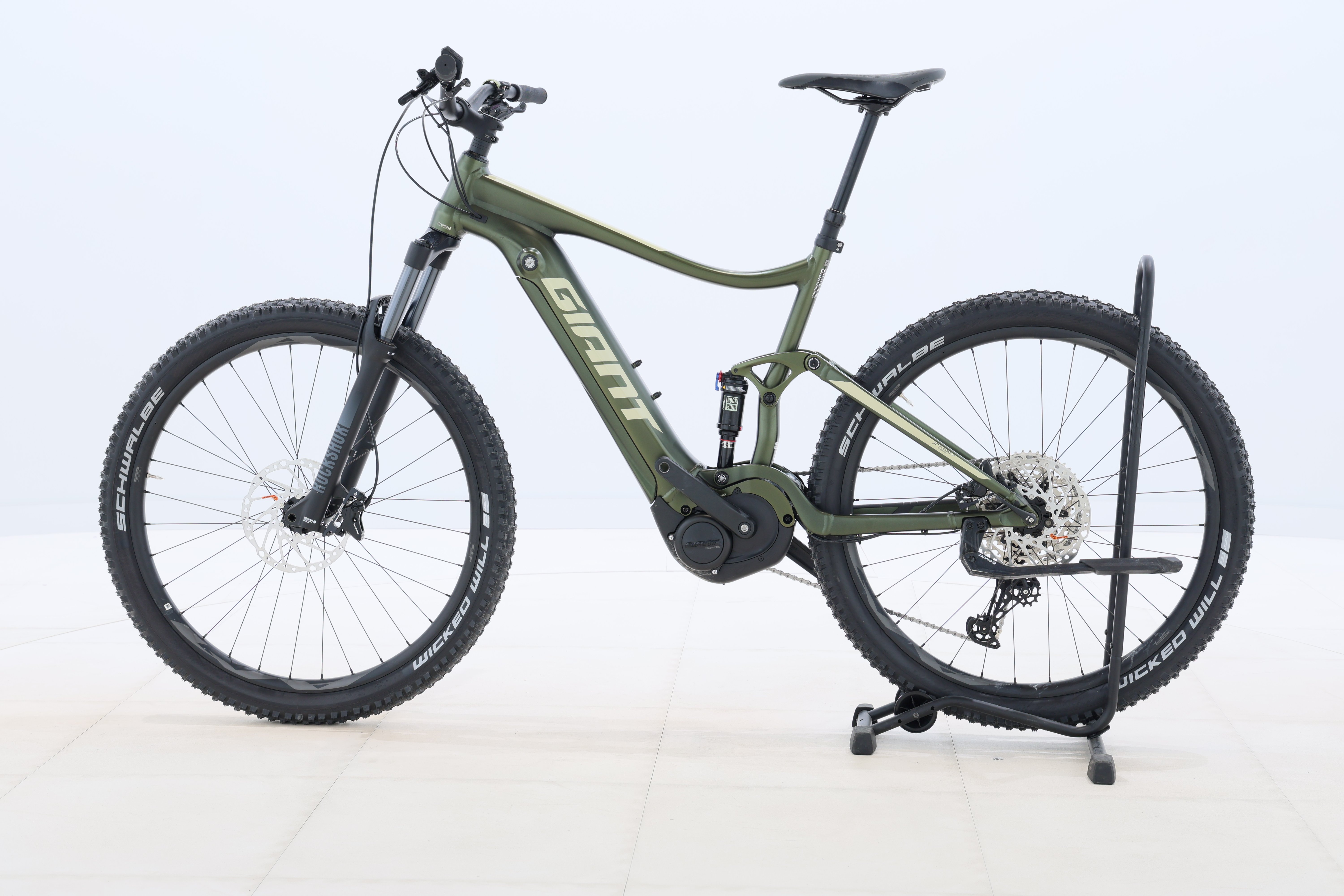 99e0b6ac-d20f-49bd-8f78-b39e567aee11