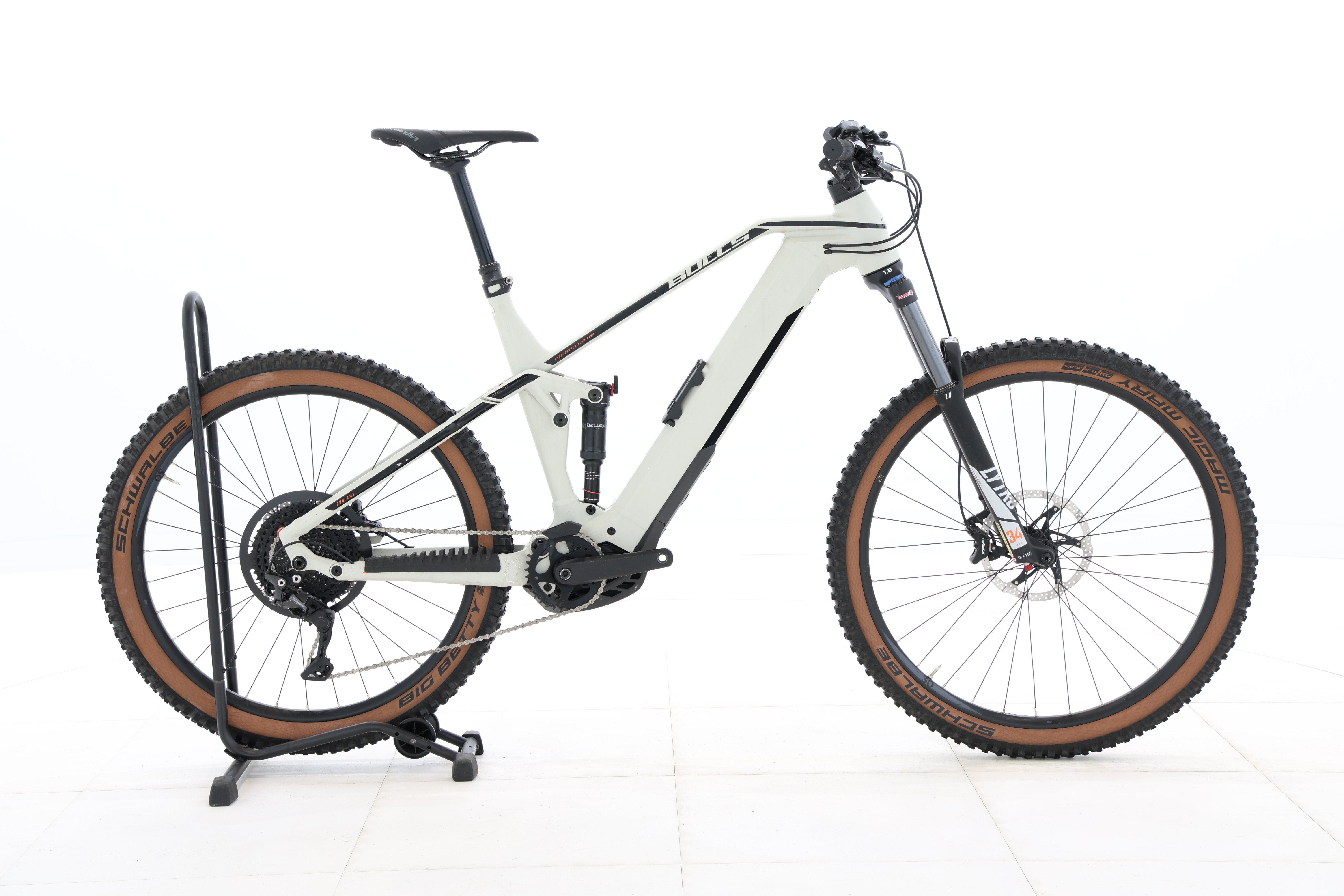 9a8f924b-c6b6-4a61-b3c3-231784256e3a