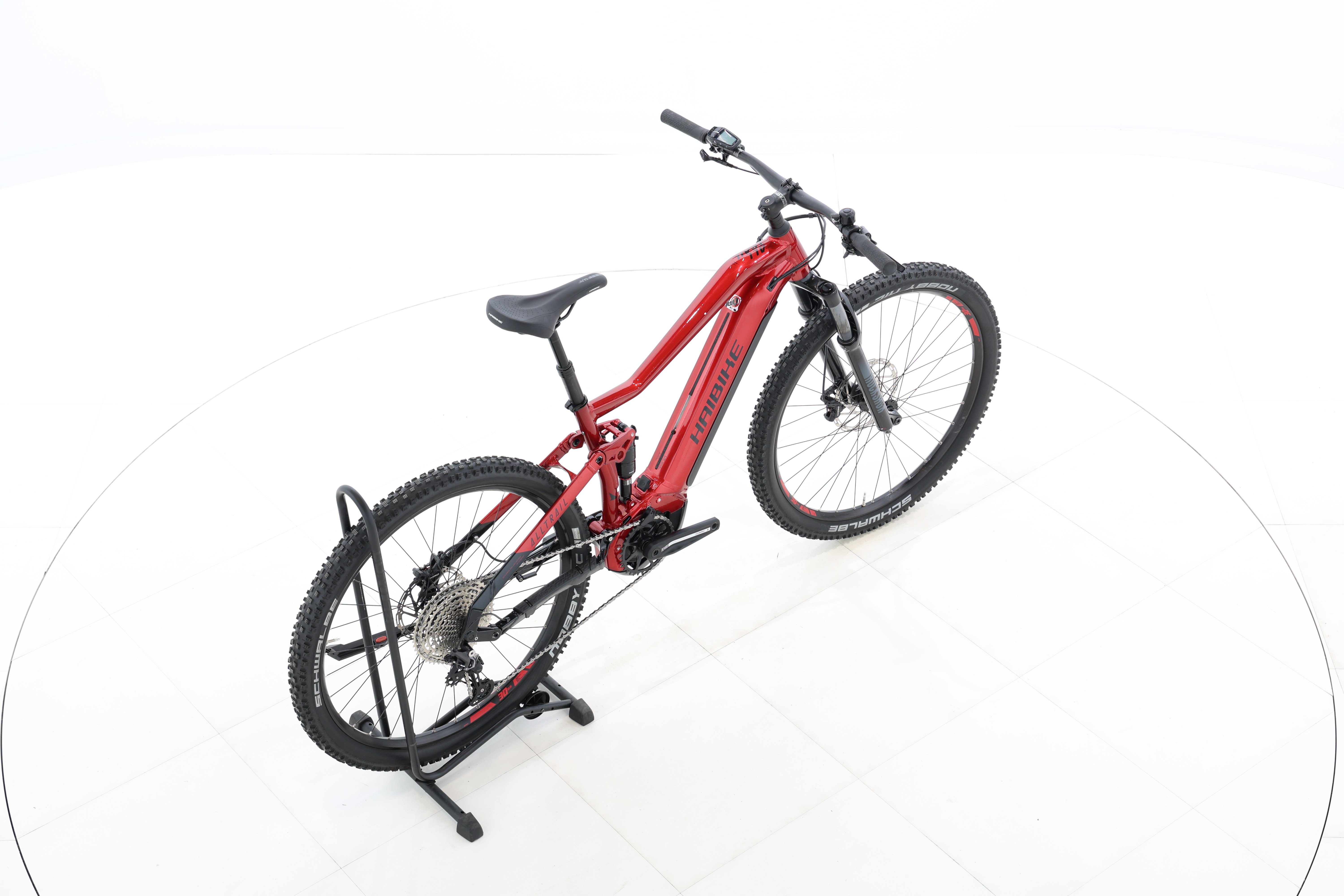 26743eb8-34d7-425a-bdef-9cfdf58960e0