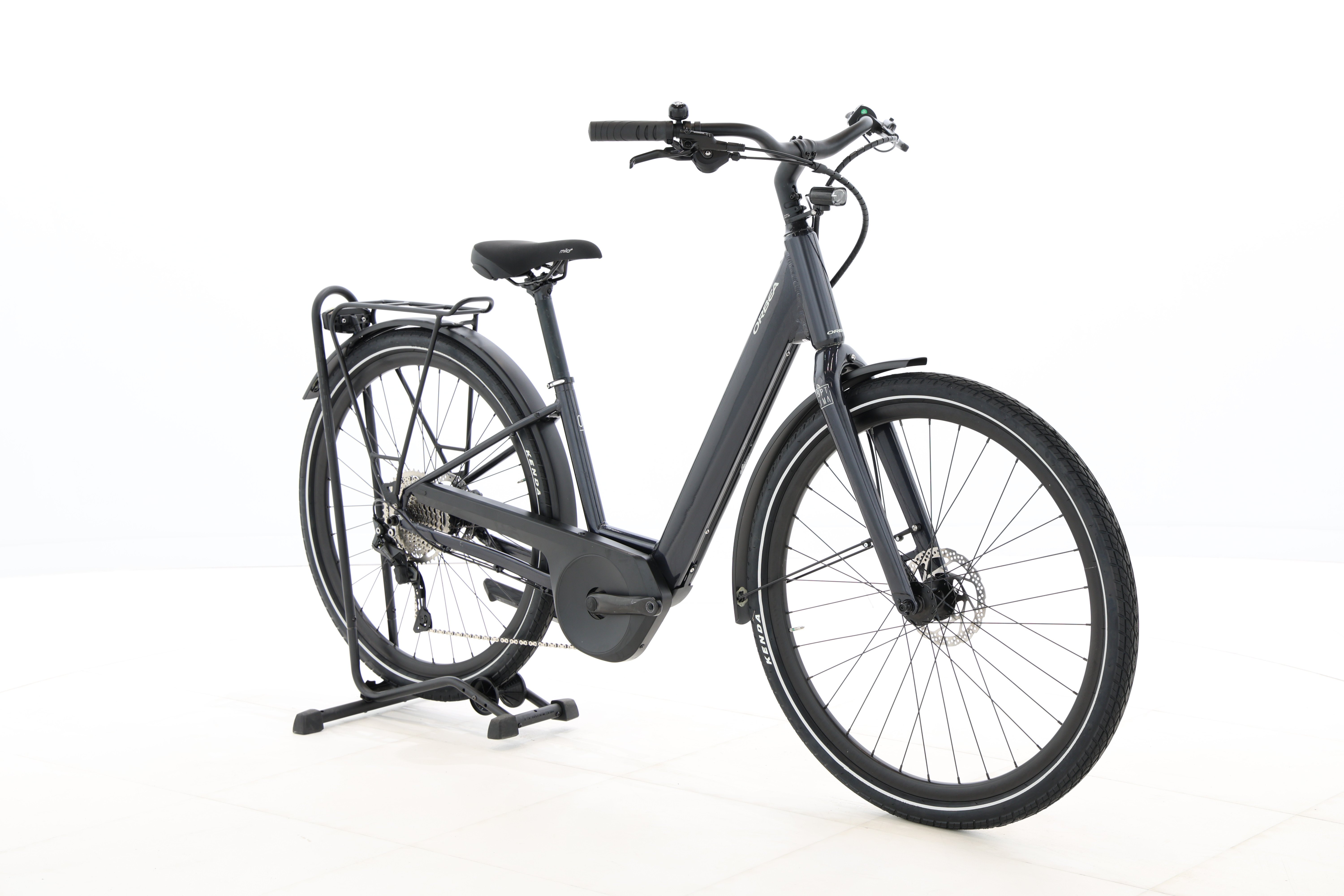 28d44460-ffc6-489e-ae54-ae31fd25d14b