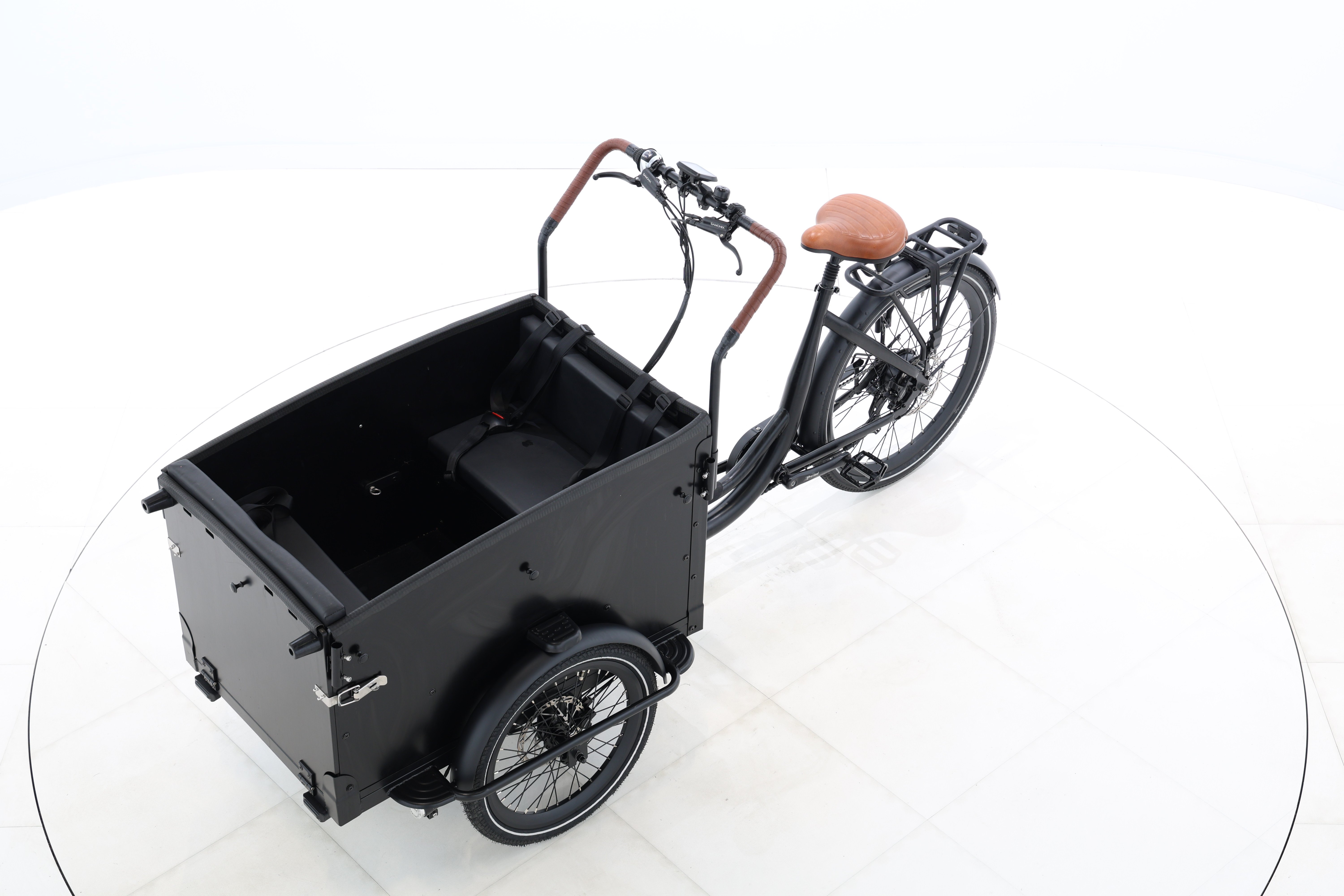 f7b67f69-0daf-40ae-9861-b90934f7a80a