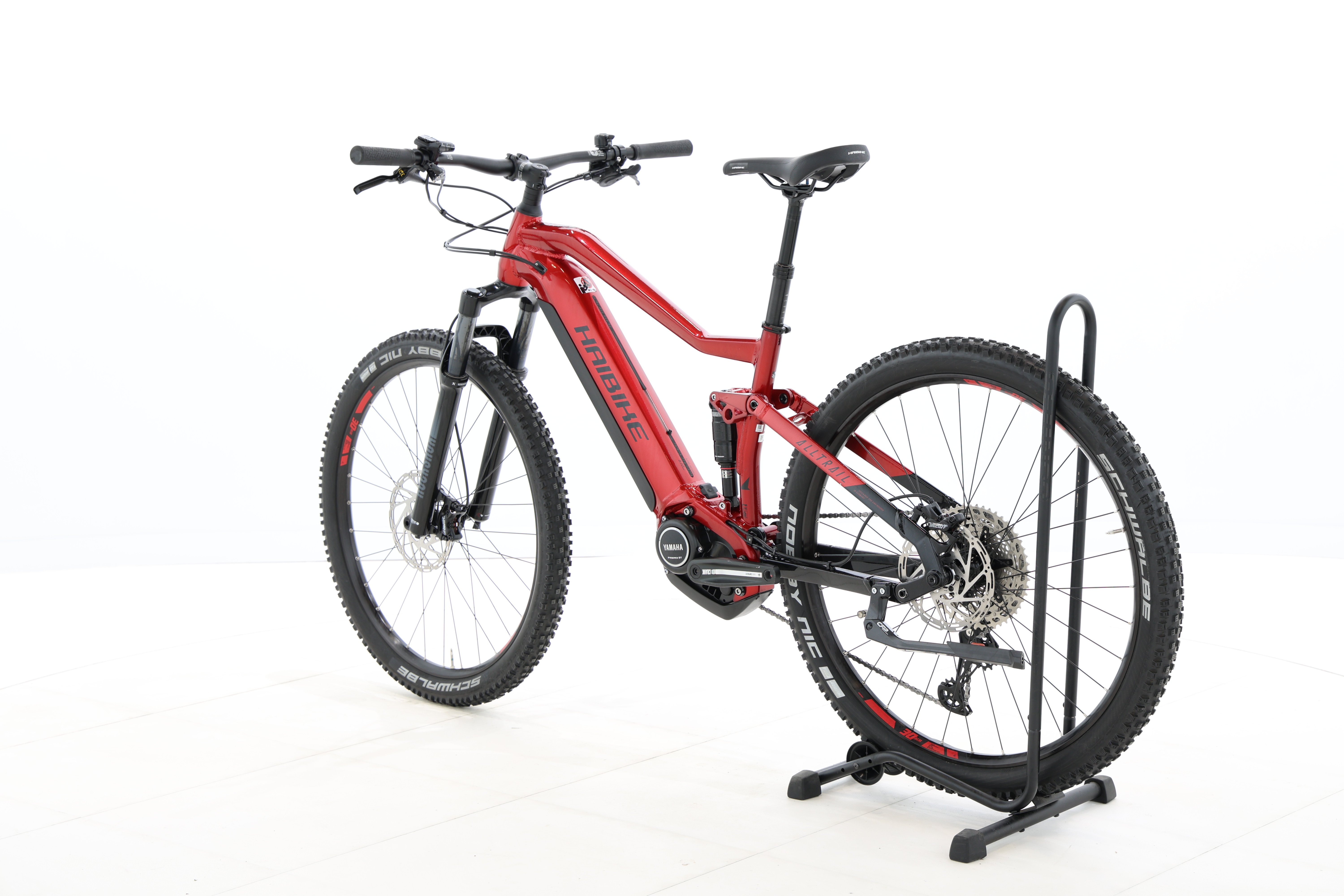 26743eb8-34d7-425a-bdef-9cfdf58960e0